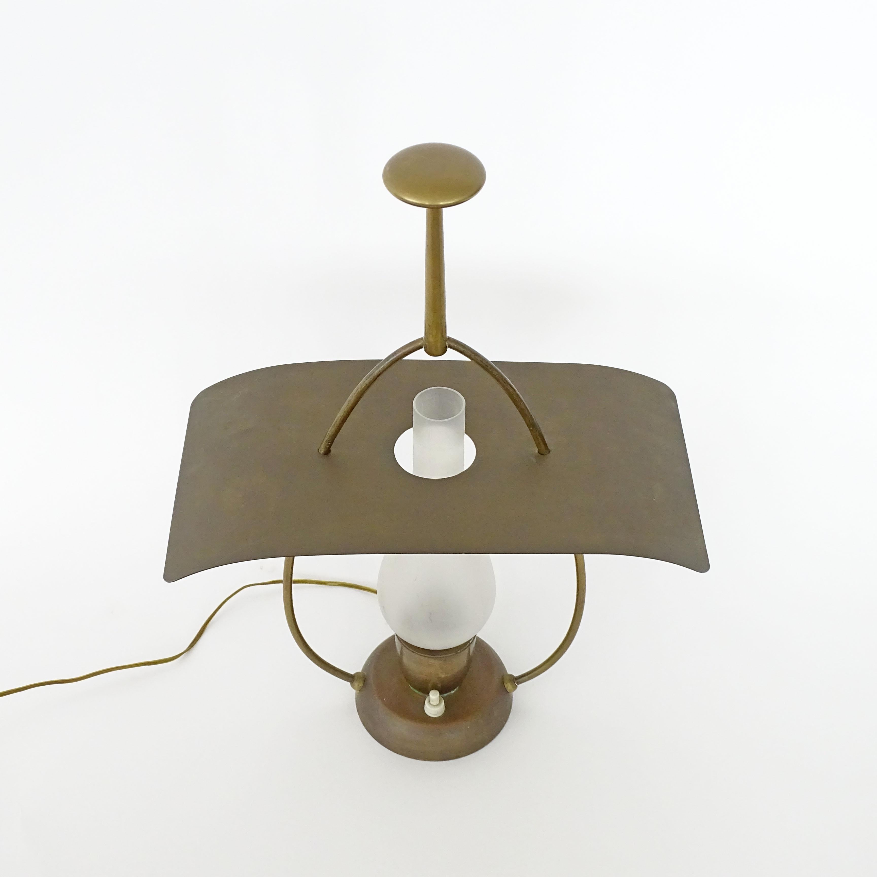 Art déco Lampe de table à lanterne en laiton de Guglielmo Ulrich pour Scaglia Milano, Italie, 1939 en vente