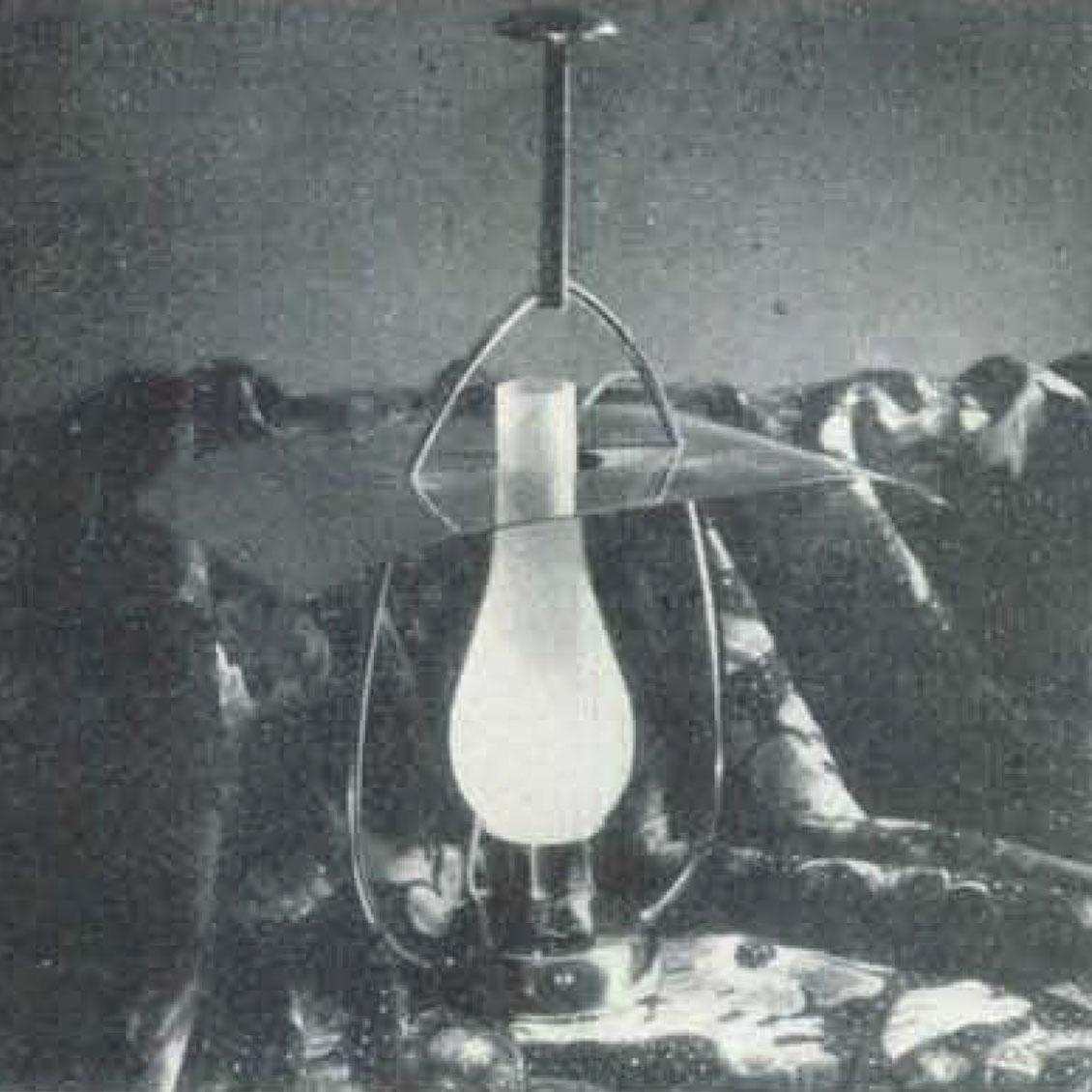Milieu du XXe siècle Lampe de table à lanterne en laiton de Guglielmo Ulrich pour Scaglia Milano, Italie, 1939 en vente