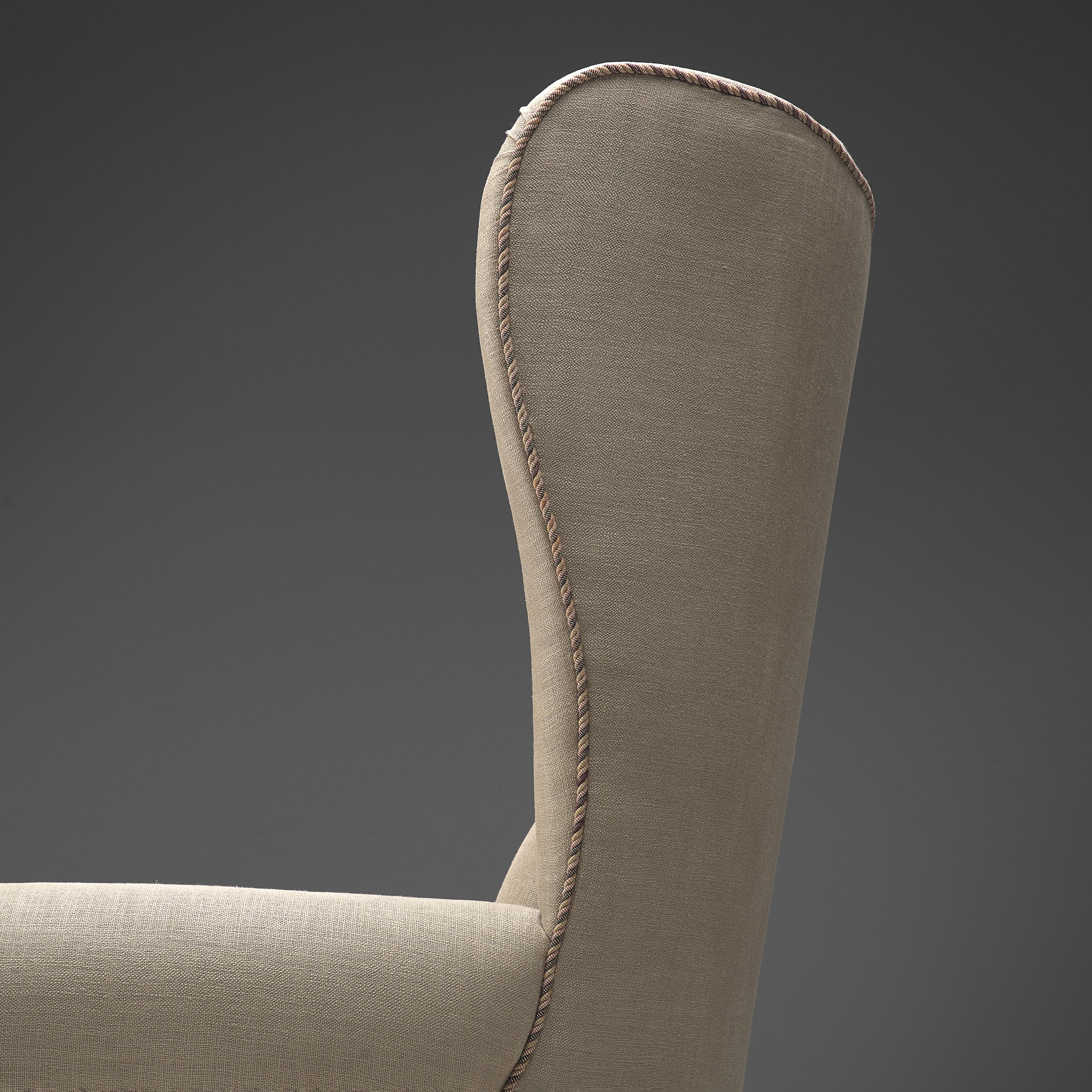 Italian Guglielmo Ulrich Grand Wingback Chair in Natural Cream Upholstery For Sale