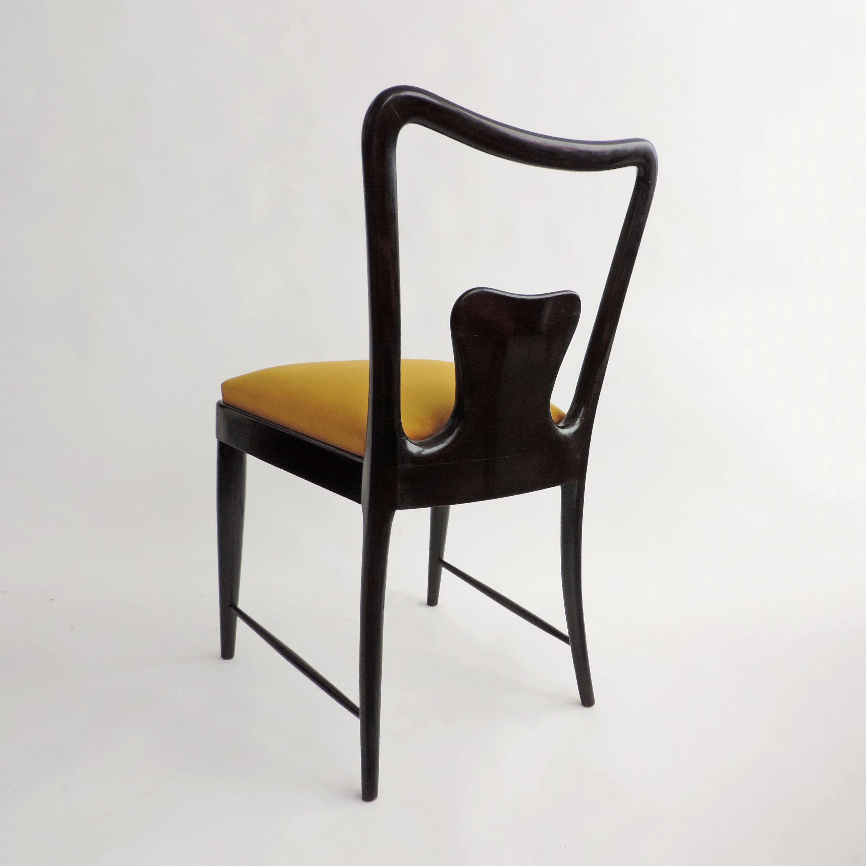 Milieu du XXe siècle Ensemble de six chaises de salle à manger de Guglielmo Ulrich, Italie, années 1940 en vente