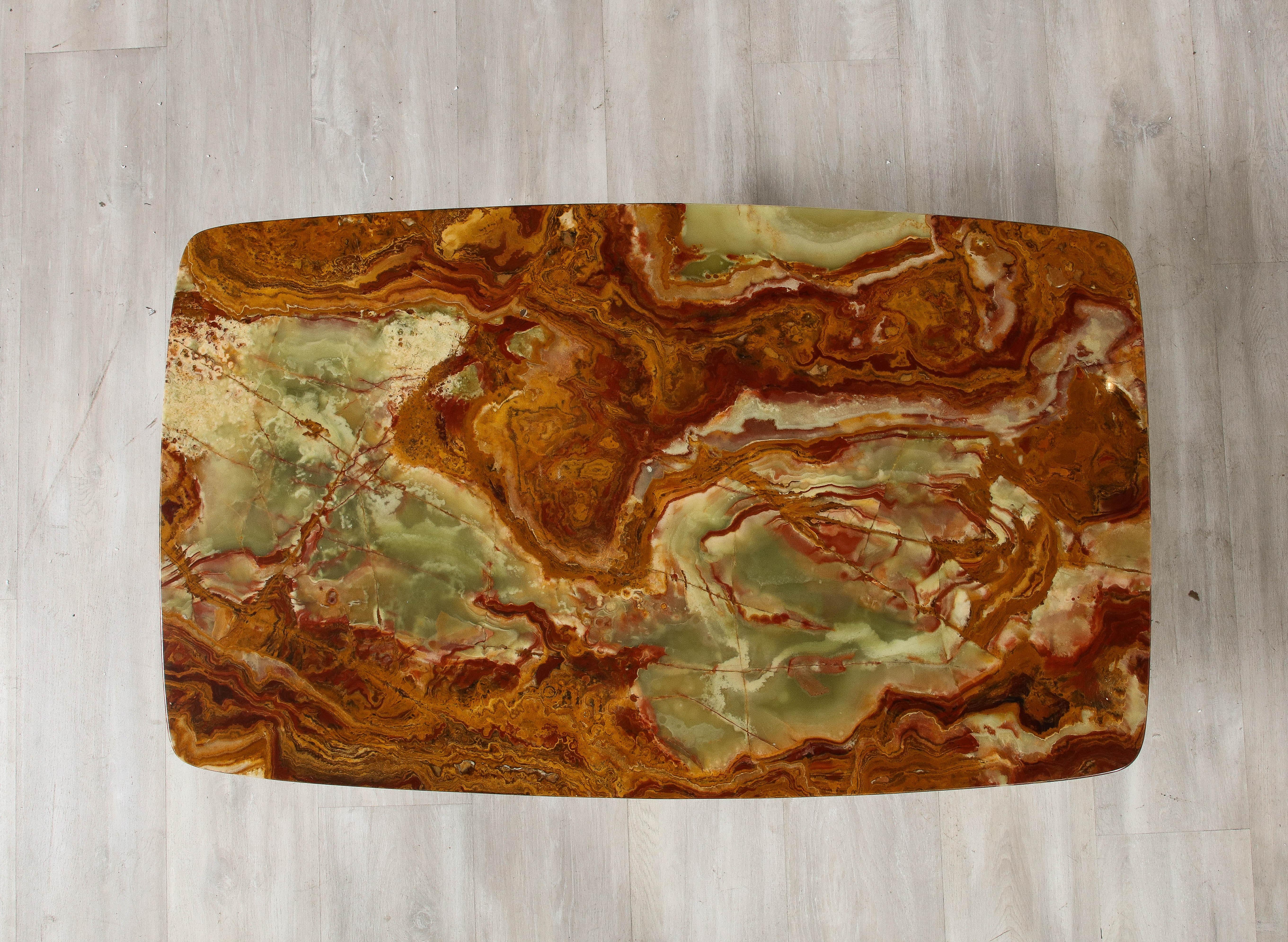 Guglielmo Ulrich Walnut, Agate and Brass Coffee Table, Italy, circa 1950  In Good Condition For Sale In New York, NY