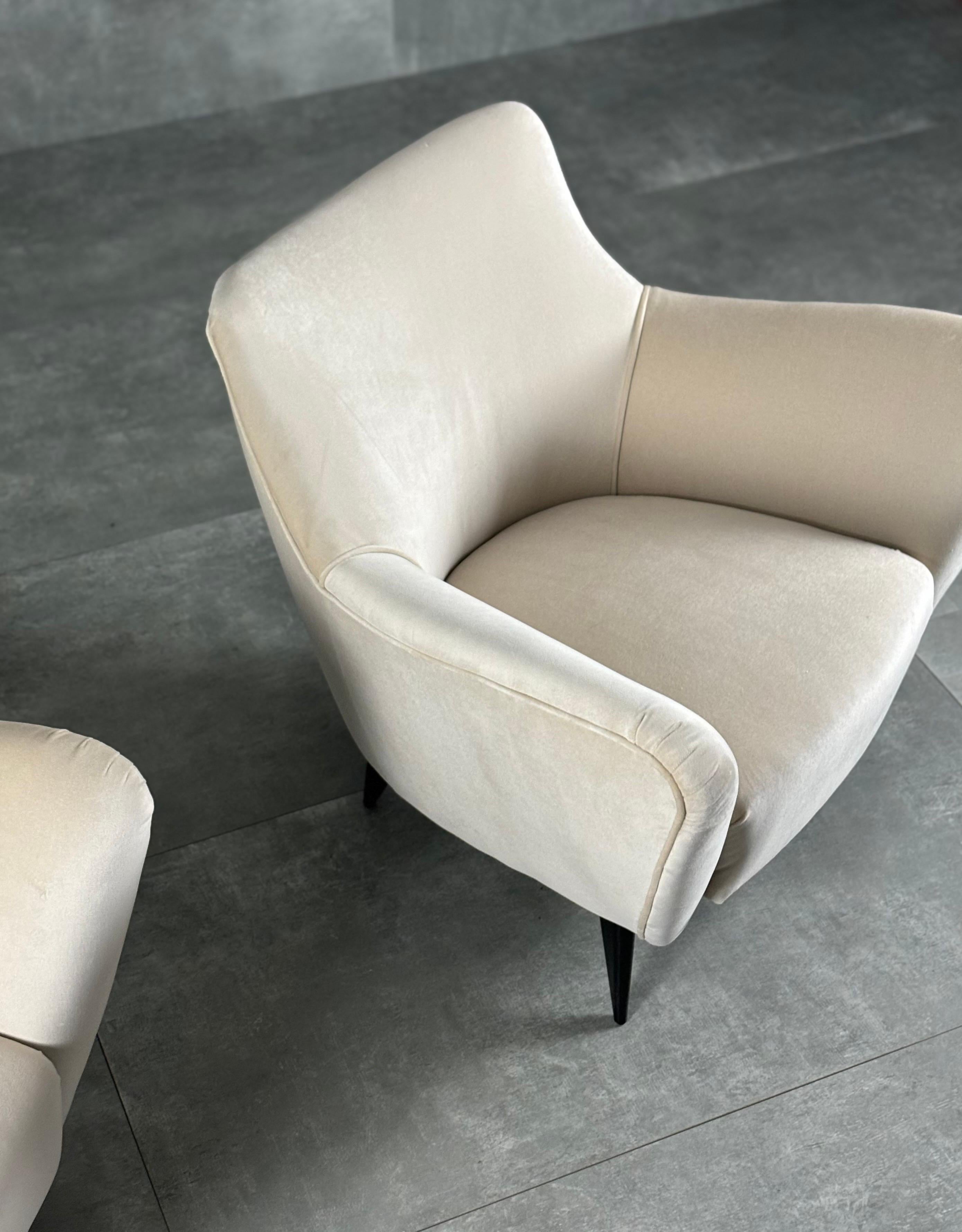 Guglielmo Veronesi armchairs by ISA, Italy, 1950s, set of 2 In Good Condition For Sale In Quarrata, IT