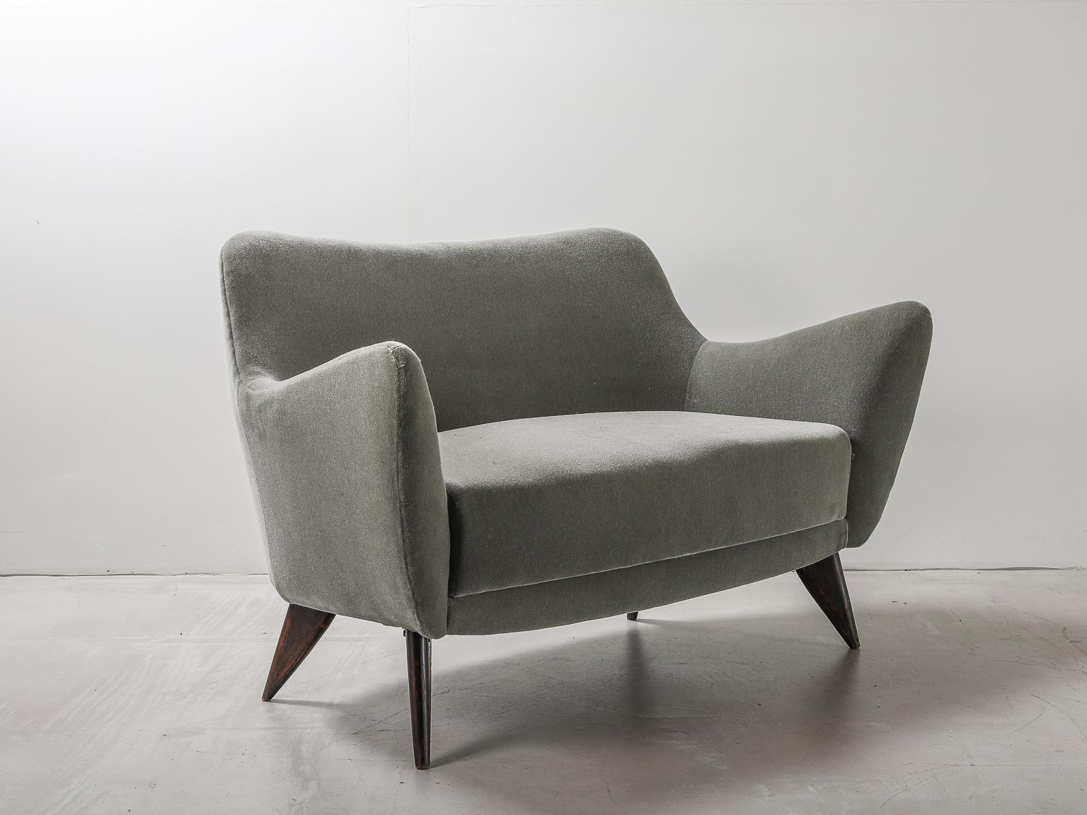 Mid-20th Century Italian 1950s 'Perla' Sofa by Giulia Veronesi for ISA Bergamo For Sale