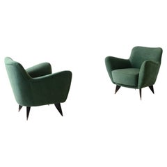 Guglielmo Veronesi Pair of armchairs upholstered in padded velvet