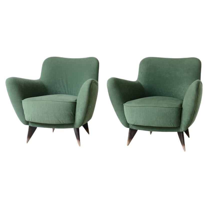 Guglielmo Veronesi Paar Sessel mit gepolstertem Samtbezug im Angebot