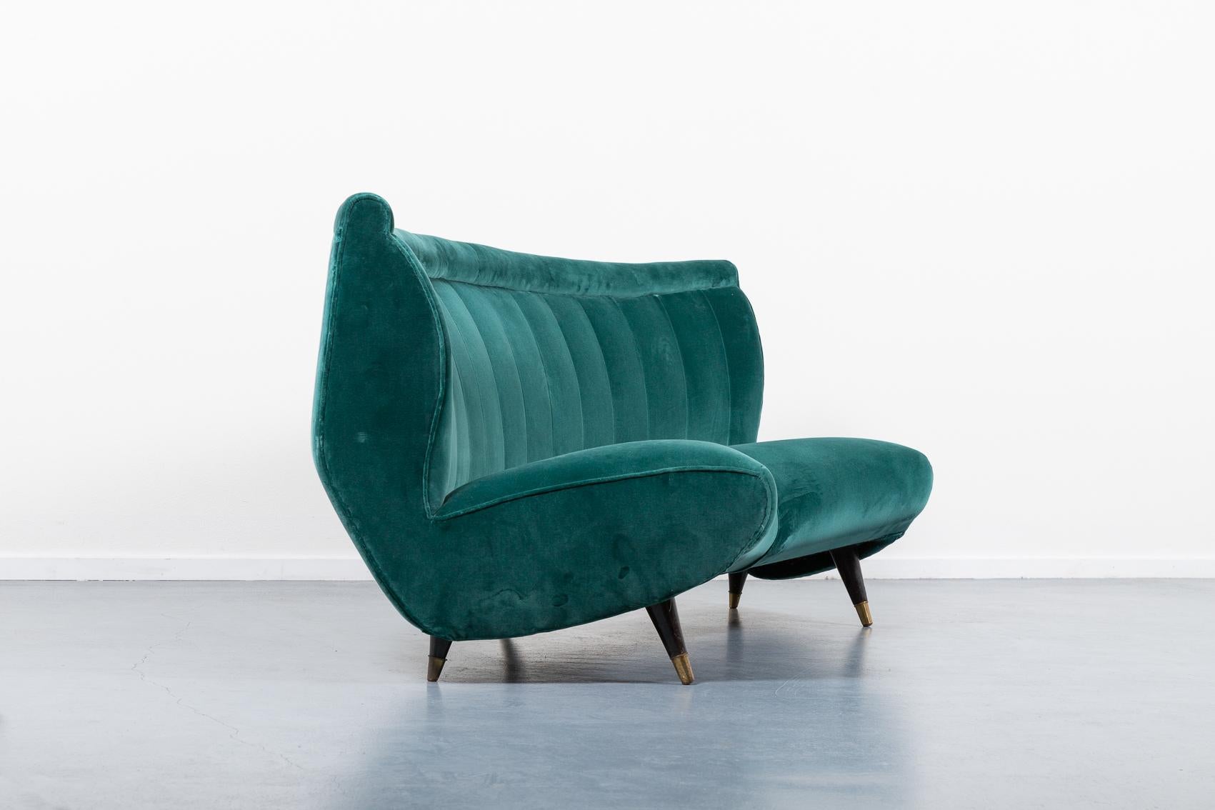 Velvet Guglielmo Veronesi sofa by ISA, 1960’s Italy For Sale