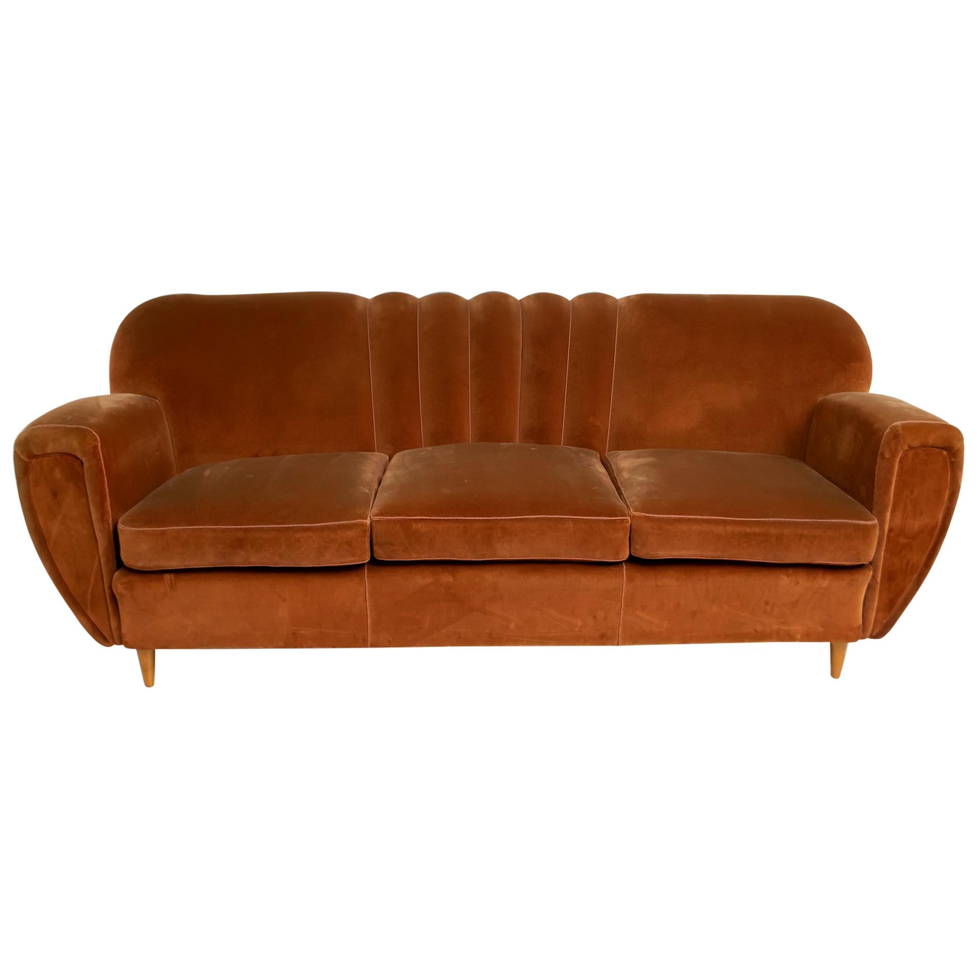 Gugliemo Ulrich Art Deco Italian Velvet Curved Sofa, 1940s