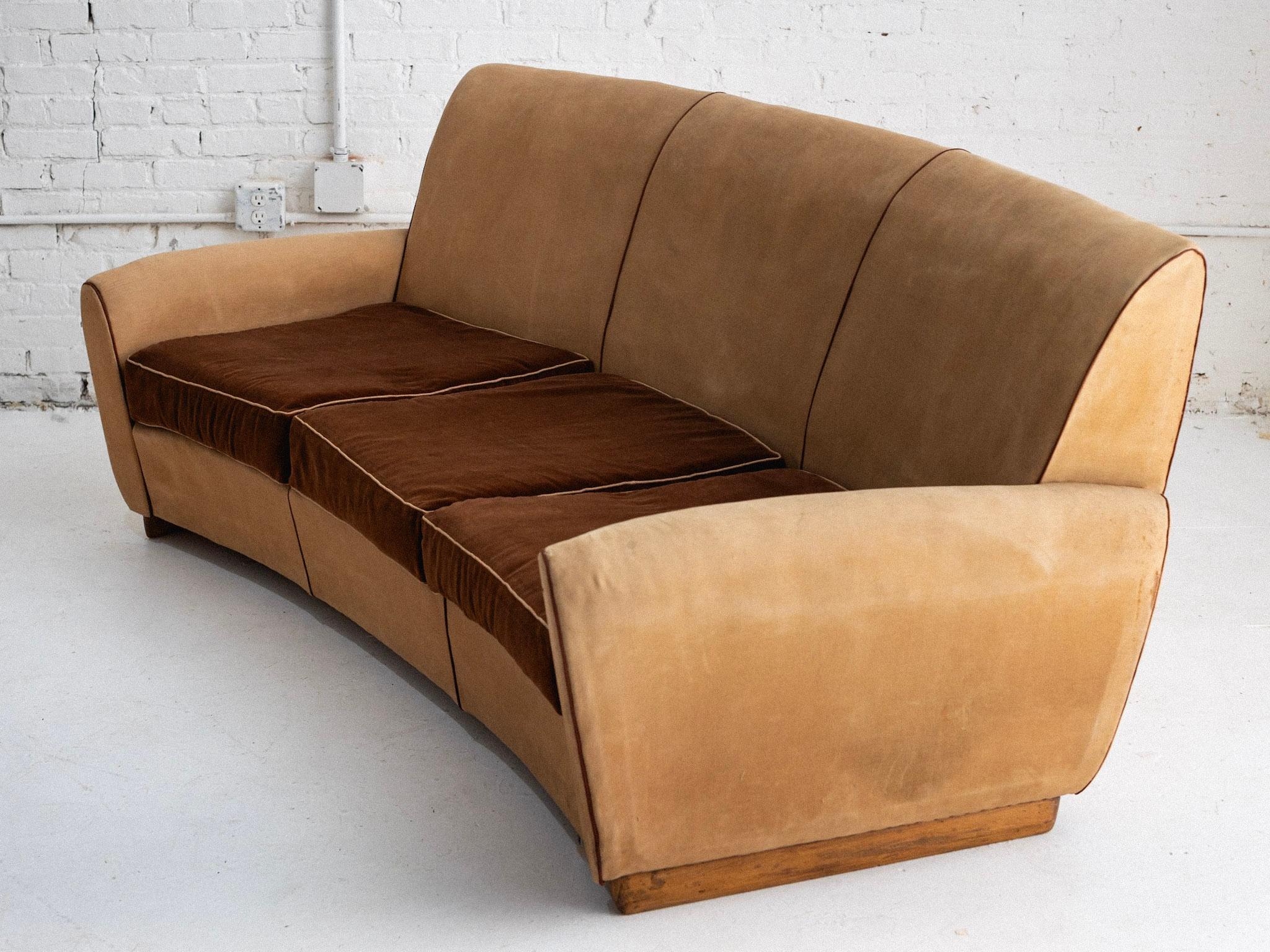 Sofá Art Decó atribuido a Gugliemo Ulrich en Bastante bueno estado para la venta en Brooklyn, NY