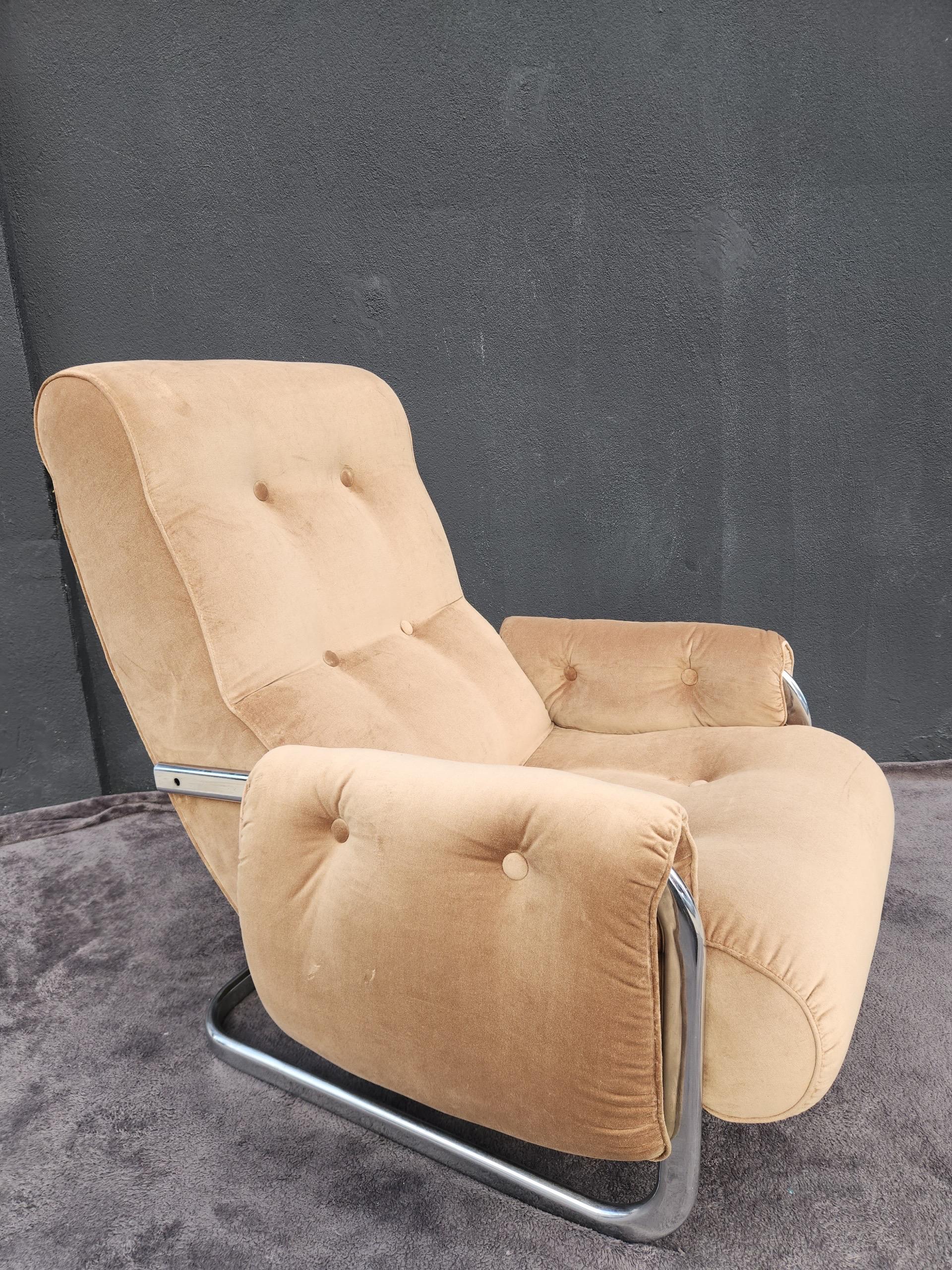 Guide Faleschini Samtbrauner Loungesessel, Italien 1970er Jahre im Zustand „Gut“ im Angebot in New York, NY
