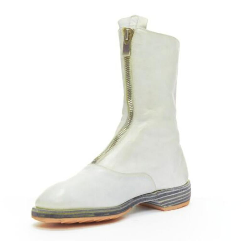 Guidi stivale con zip in pelle morbida lavata e burattata grigio chiaro EU37 In condizioni ottime in vendita a Hong Kong, NT