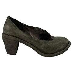 GUIDI Size 8 Charcoal Leather Distressed Pumps