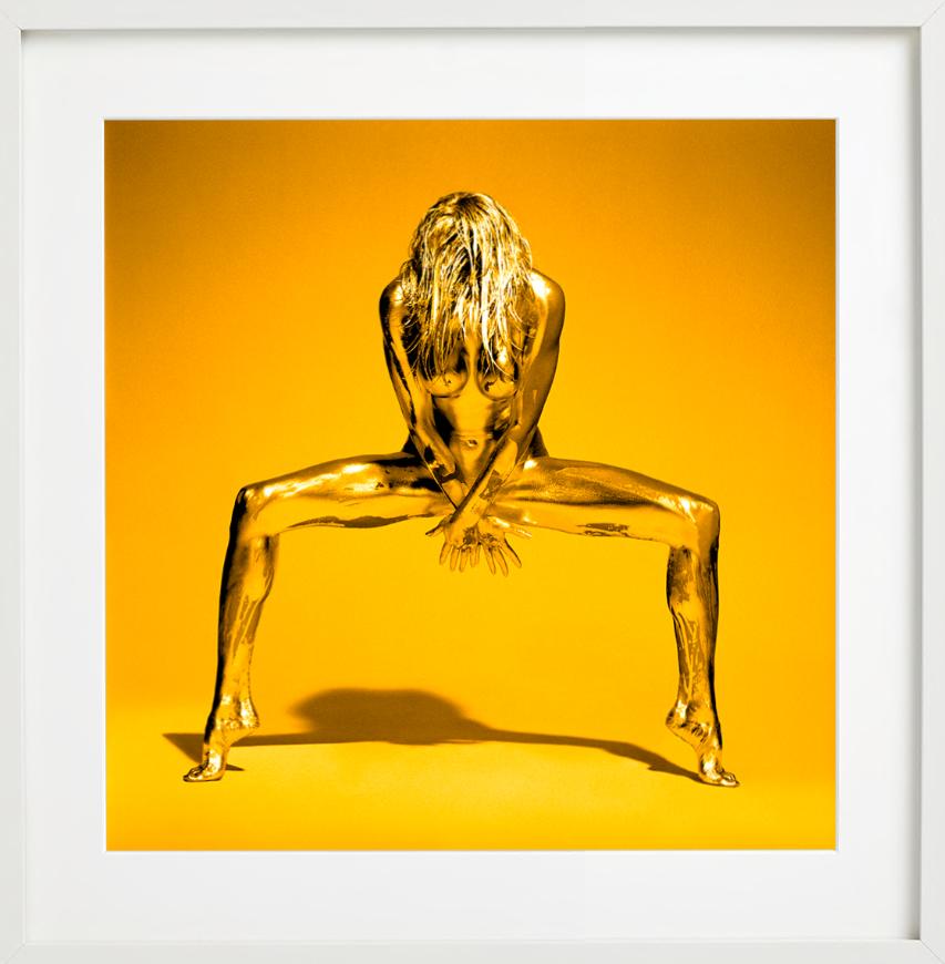 Goldeneye - Nude Model painted in gold, Fine Art Photography, 2020 For Sale 4