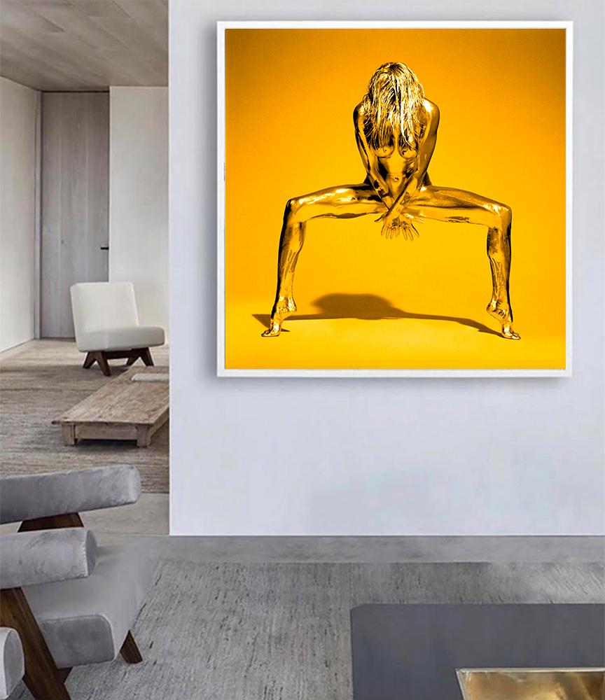 Goldeneye - Nude Model painted in gold, Fine Art Photography, 2020 For Sale 6
