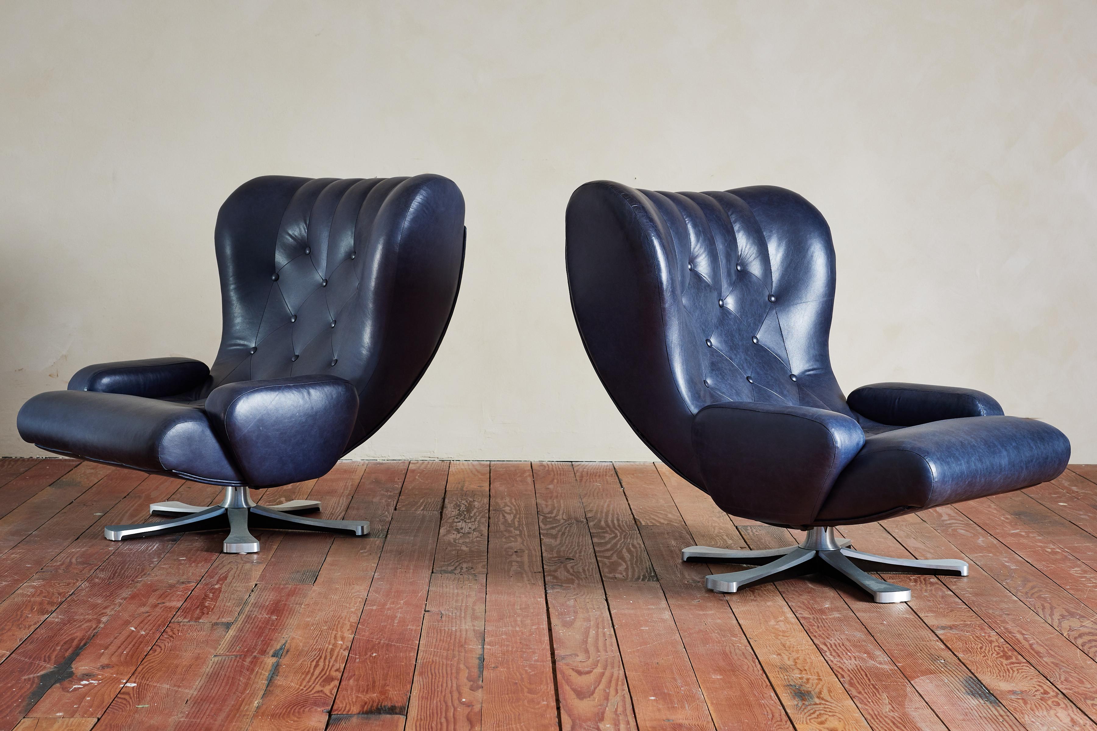 italien Chaises pivotantes Guido Bonzanini Wingback