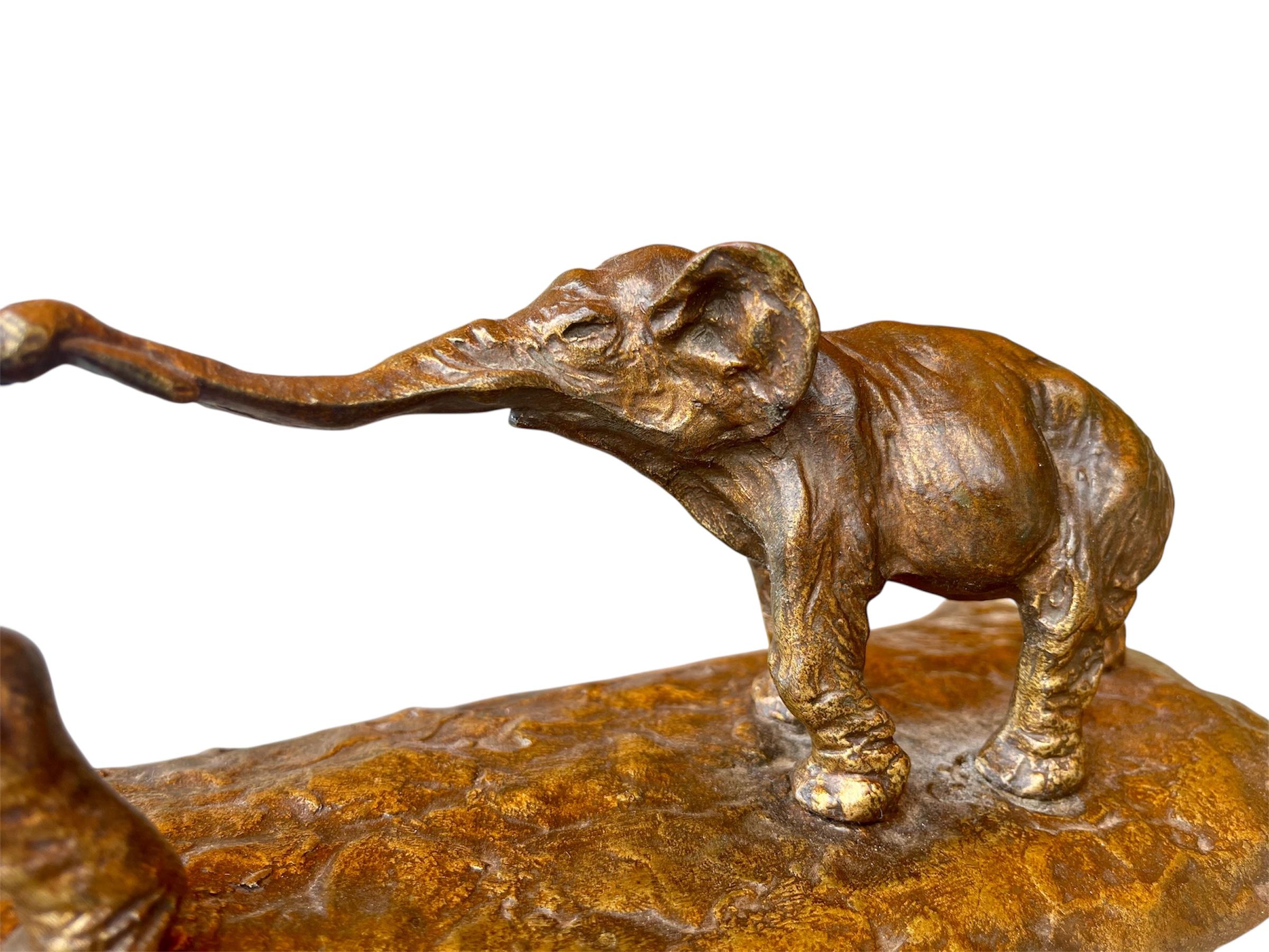 Guido Cacciapuoti - Bronze, La marche des éléphants, XIXe siècle en vente 8