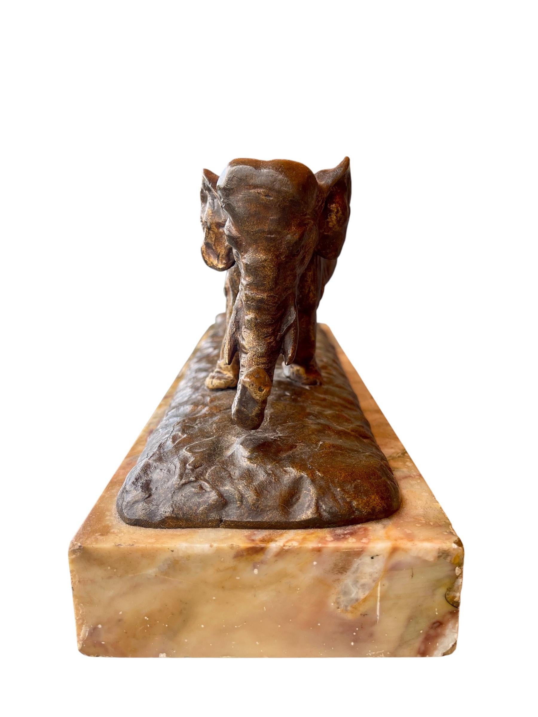 Guido Cacciapuoti - Bronze, La marche des éléphants, XIXe siècle en vente 4