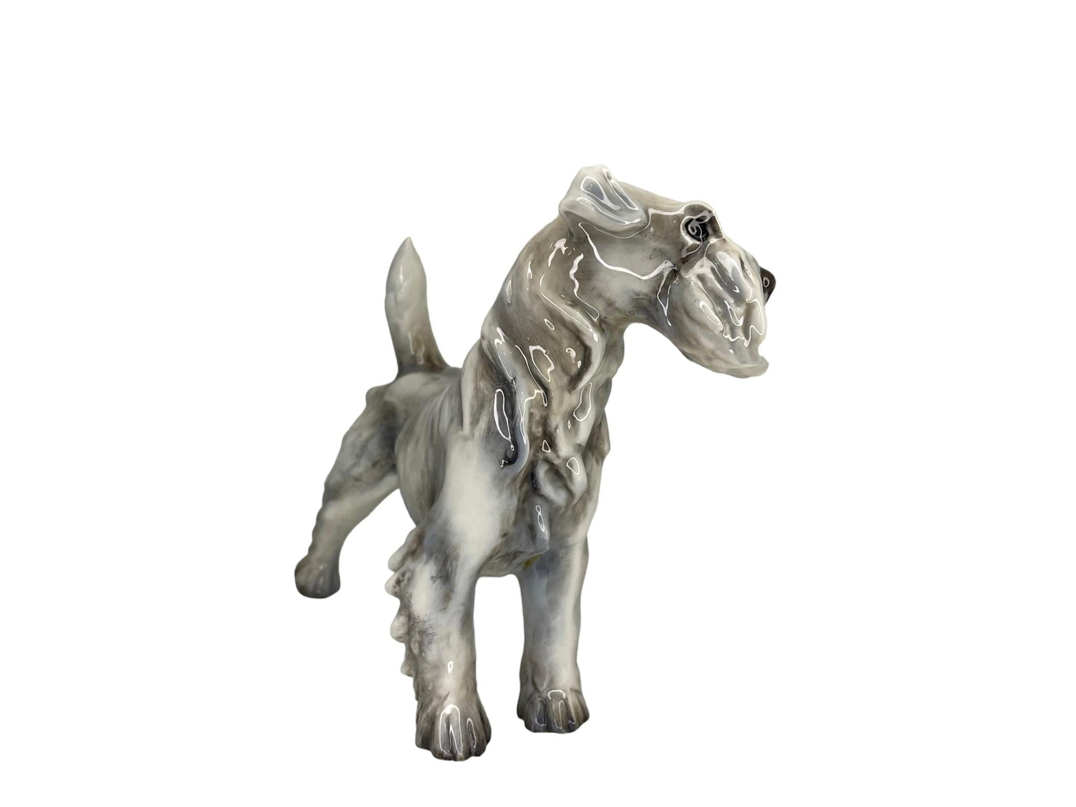Guido Cacciapuoti Figurita De Porcelana De Un Perro Fox Terrier De Alambre en Bueno estado para la venta en Guaynabo, PR