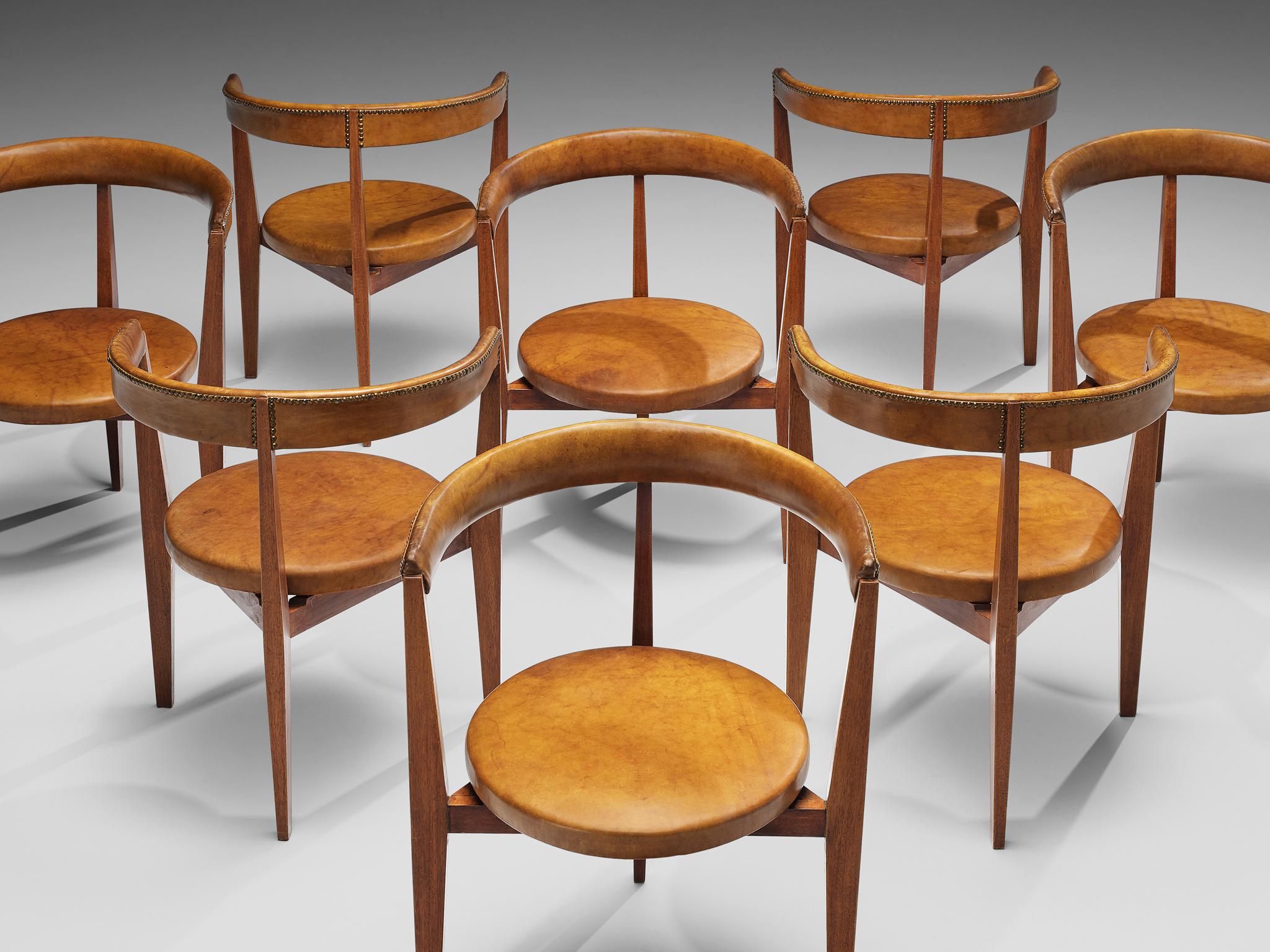 Guido Canali Set of Eight Rare Dining Chairs in Walnut and Cognac Leather  For Sale 1