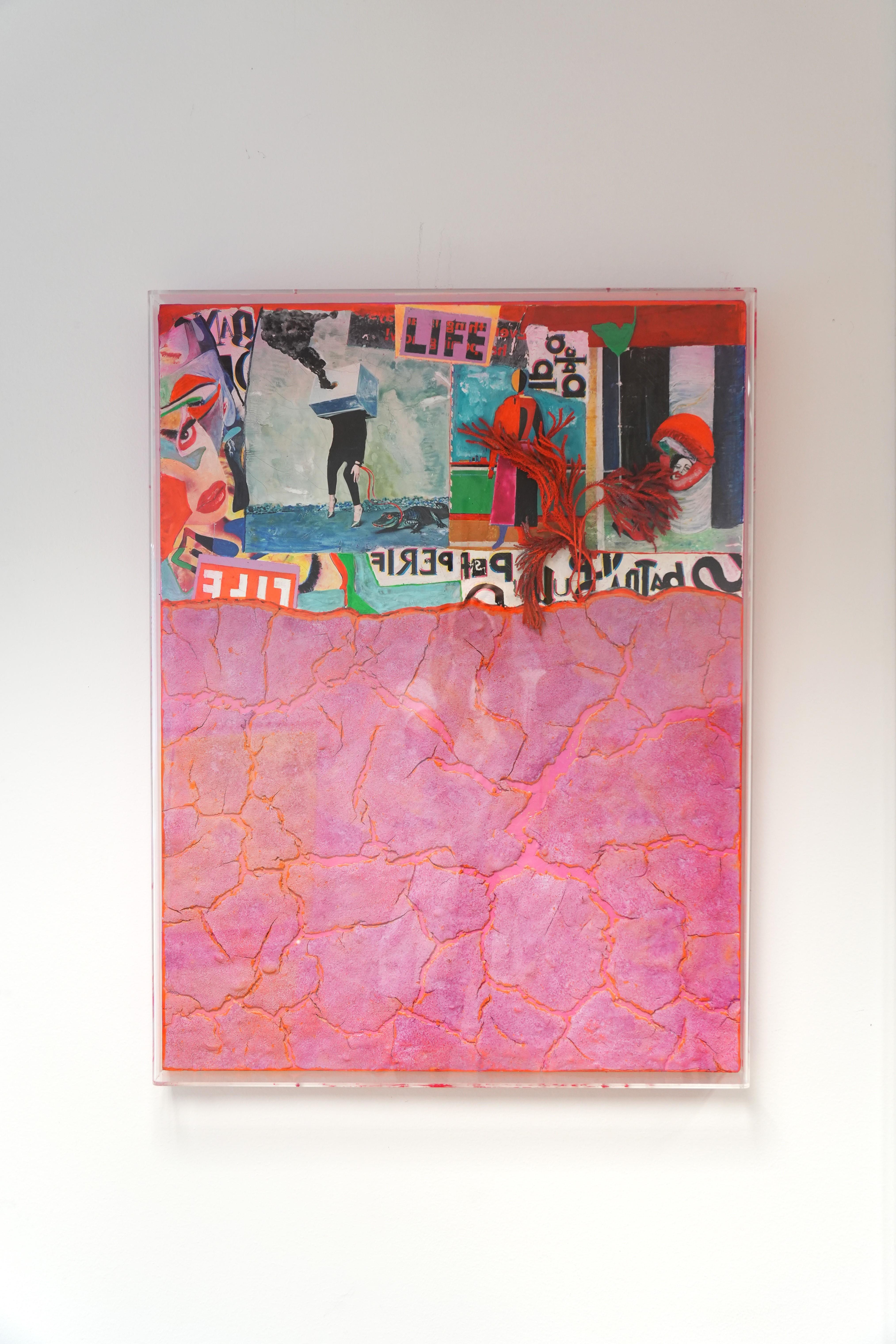 Guido Coletti: Collage in Mischtechnik (70er/80er Jahre) - Italienisch, Plexiglas

Machen Sie einen Schritt zurück in die Vergangenheit und erleben Sie die dynamische Energie des späten 20. Jahrhunderts mit diesem außergewöhnlichen