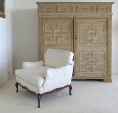 Guido DeAngelis Provincial Bergere Club Chairs mit Daunenkissen:: ein Paar