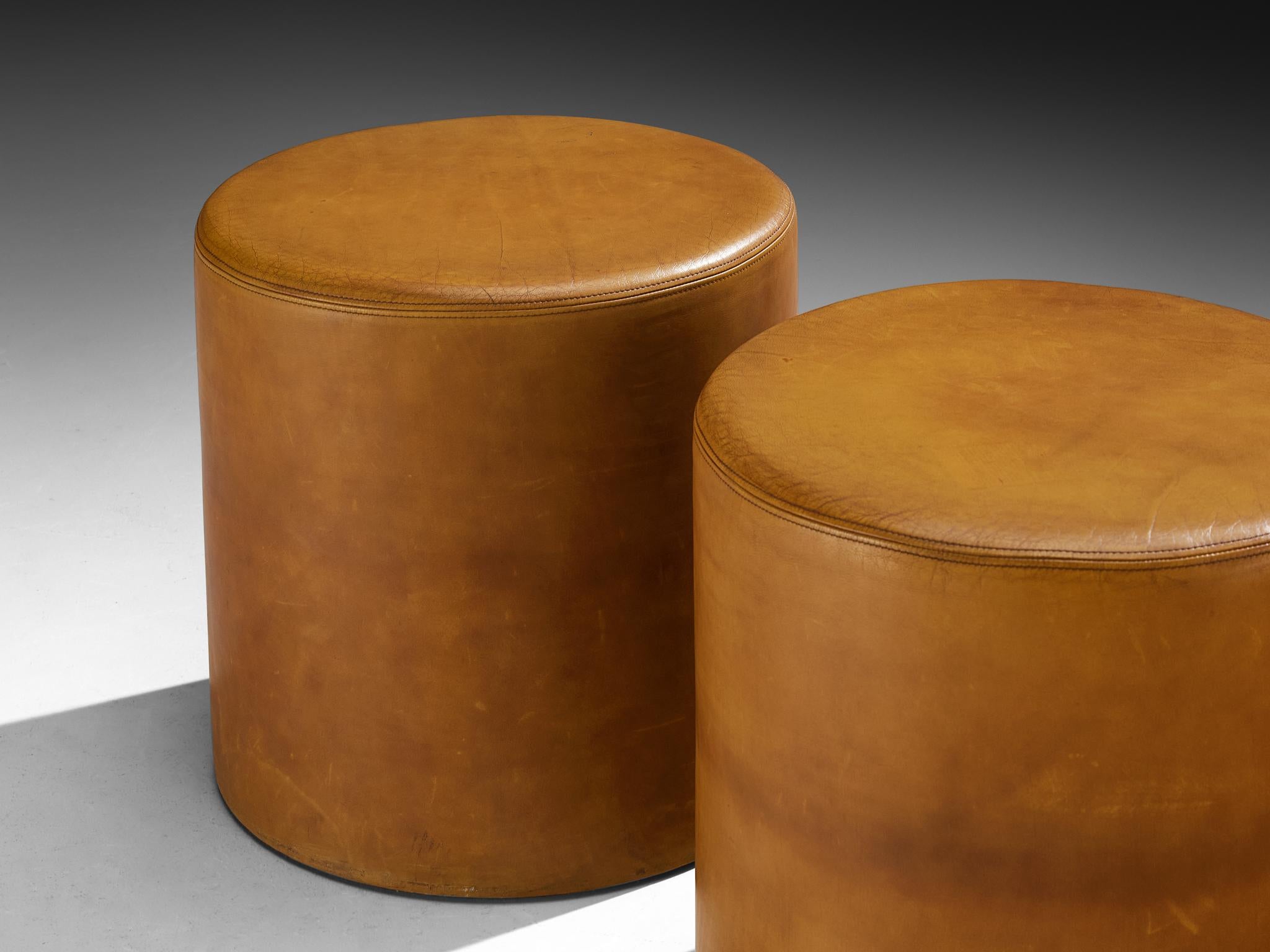 Post-Modern Guido Faleschini for i4 Mariani Pair of Stools in Cognac Leather For Sale