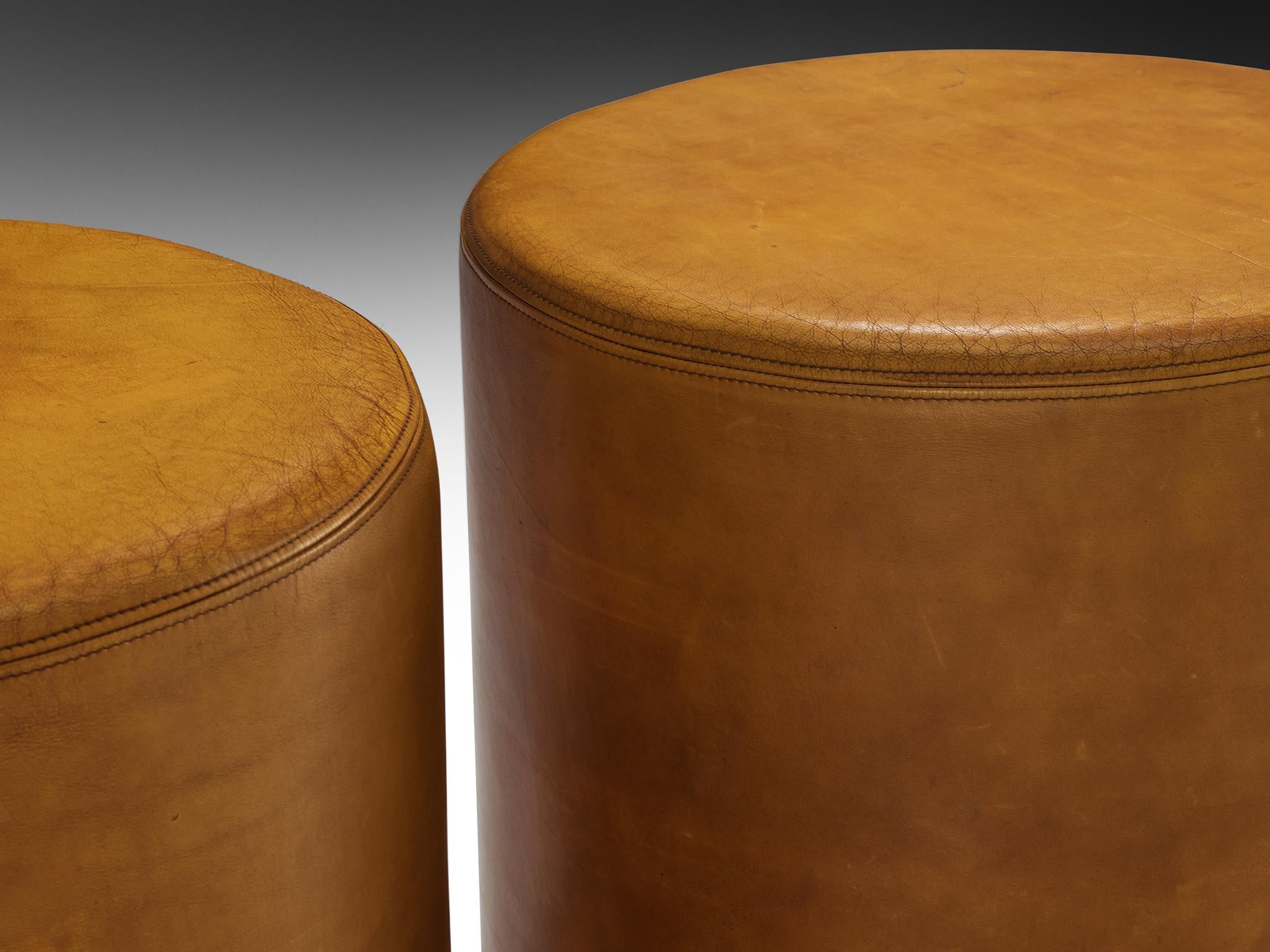 Late 20th Century Guido Faleschini for i4 Mariani Pair of Stools in Cognac Leather For Sale