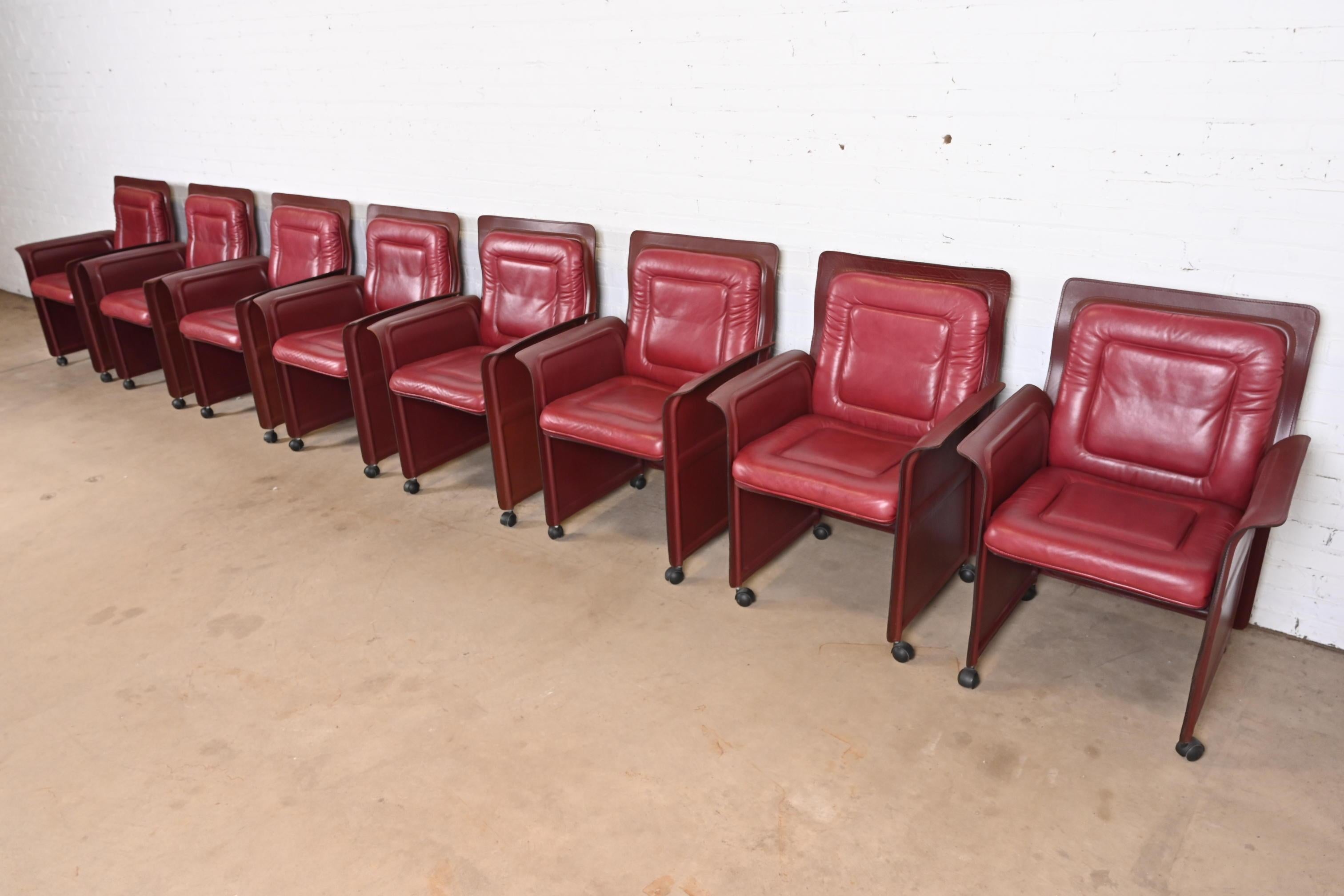 Guido Faleschini for I4 Mariani Postmodern Burgundy Italian Leather Armchairs In Good Condition For Sale In South Bend, IN