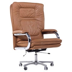 Guido Faleschini pour Mariani MCM grand fauteuil de bureau italien en cuir