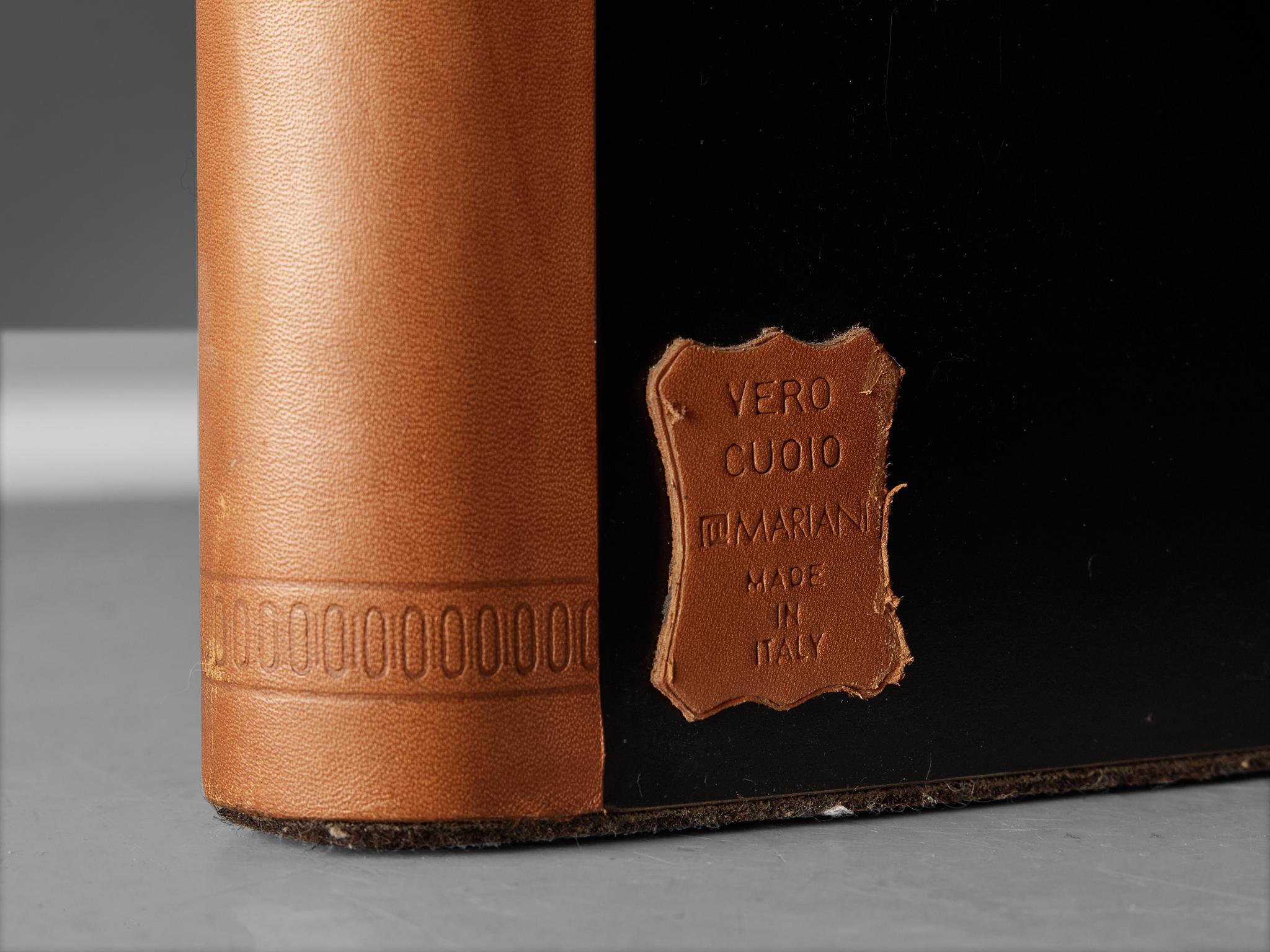 Runder Tisch aus cognacfarbenem Leder von Guido Faleschini für Mariani, 8ft im Zustand „Gut“ im Angebot in Waalwijk, NL