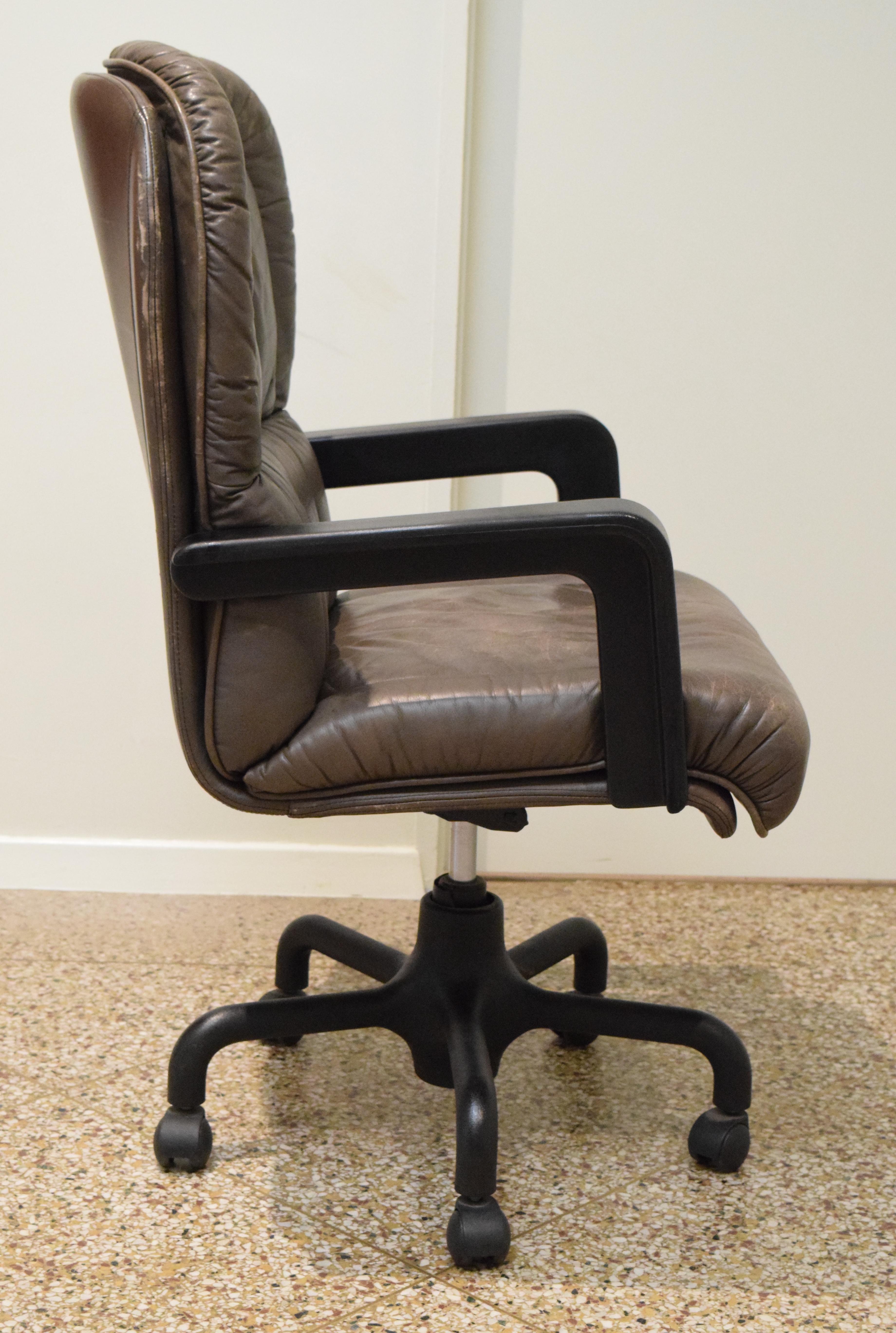 Italian Guido Faleschini for Pace Collection Office Chair For Sale
