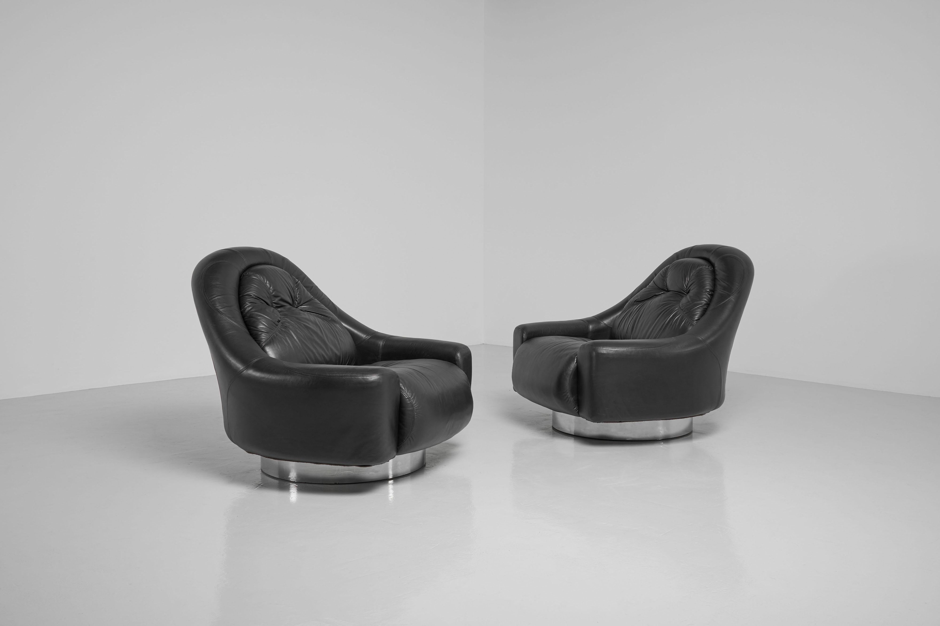 Late 20th Century Guido Faleschini lounge chairs Mariani Italy 1975 For Sale