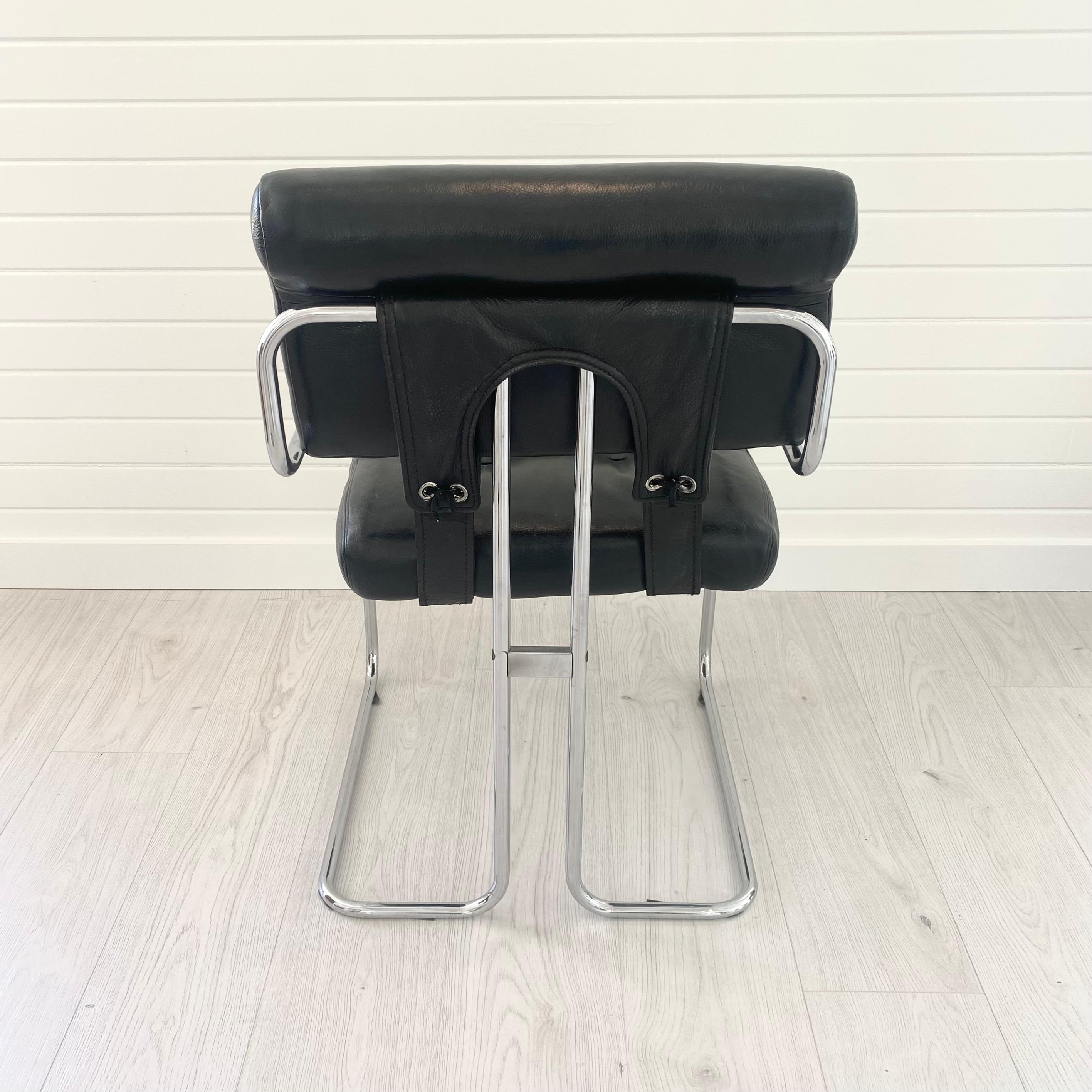 Guido Faleschini Tucroma Chair in Black Leather, 1970s Italy In Good Condition For Sale In Los Angeles, CA