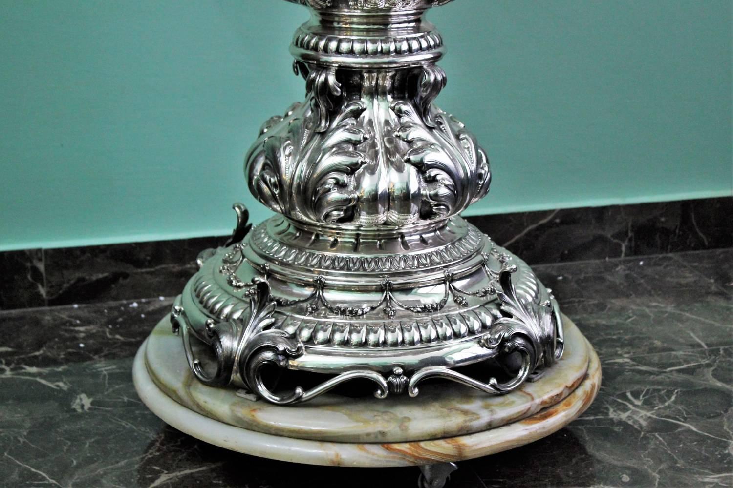 20th Century Silver and Marble Baroque Fountain, 1950s In Good Condition For Sale In Florence, IT