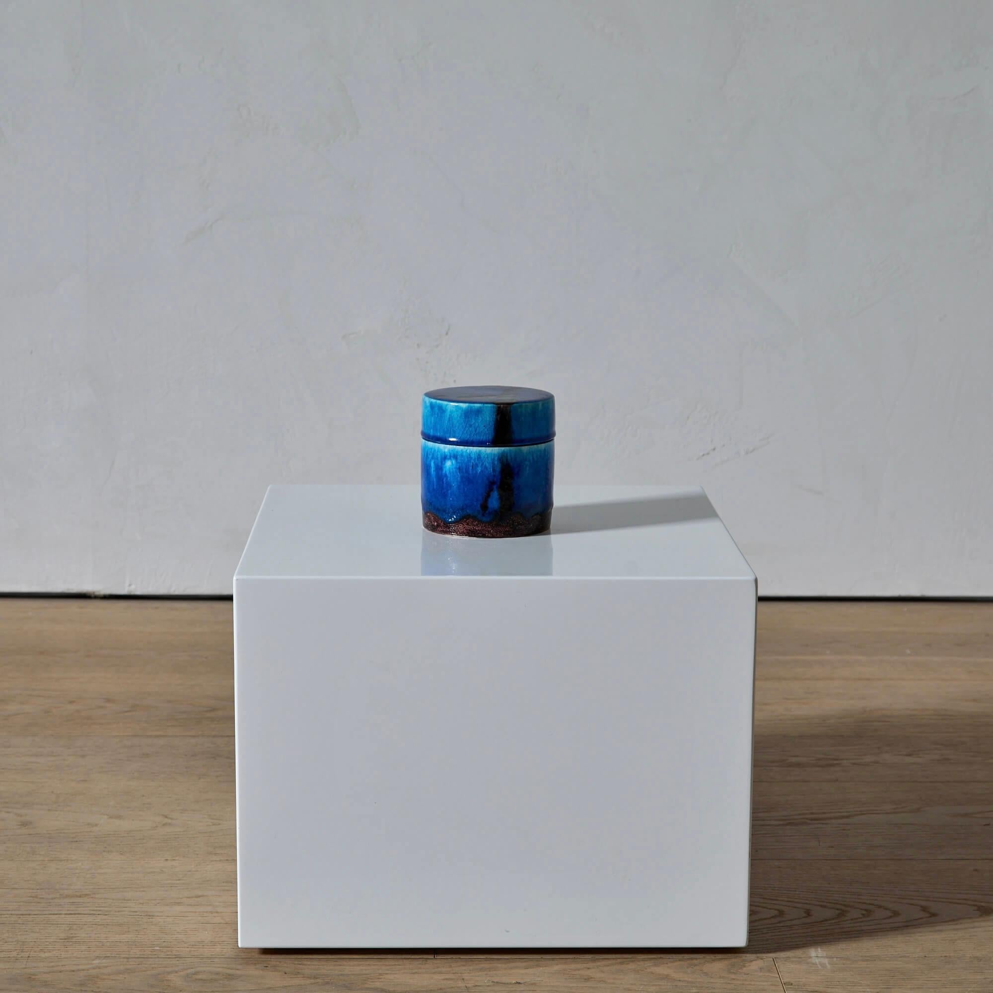 XX secolo Guido Gambone Vaso con coperchio in ceramica blu in vendita