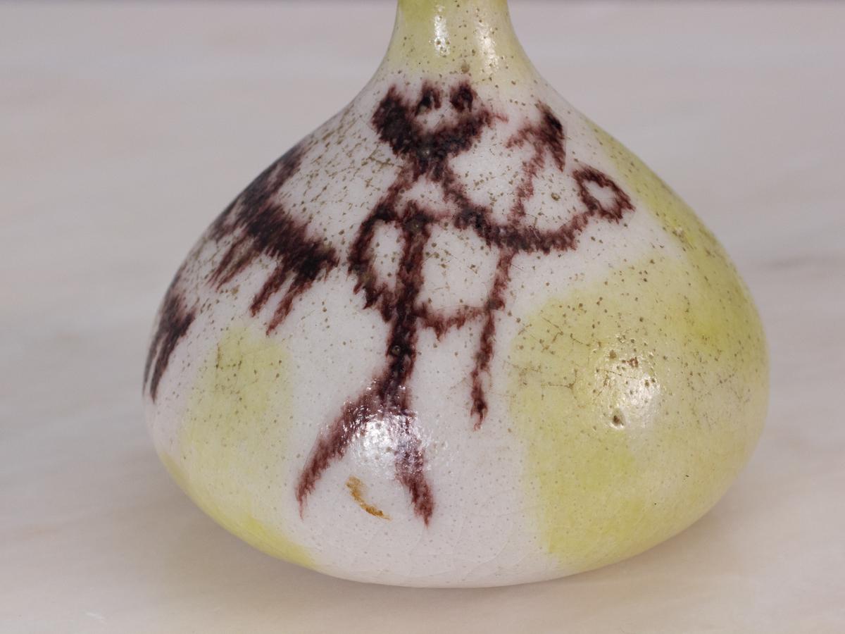 Guido Gambone Bud Vase In Good Condition For Sale In Brooklyn, NY