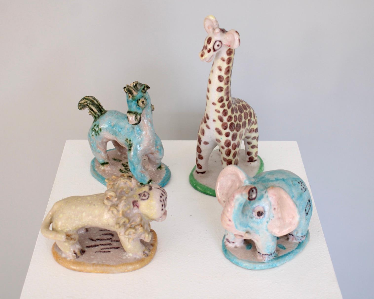 Set von vier italienischen Keramik-Tierskulpturen mit Tierfiguren aus Guido Gambone  (Mitte des 20. Jahrhunderts) im Angebot