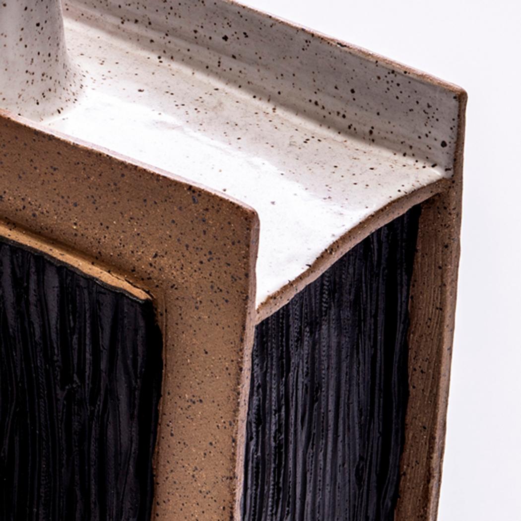 XXI secolo e contemporaneo Vaso Guido in ceramica smaltata della collezione Moderno di Trish DeMasi in vendita
