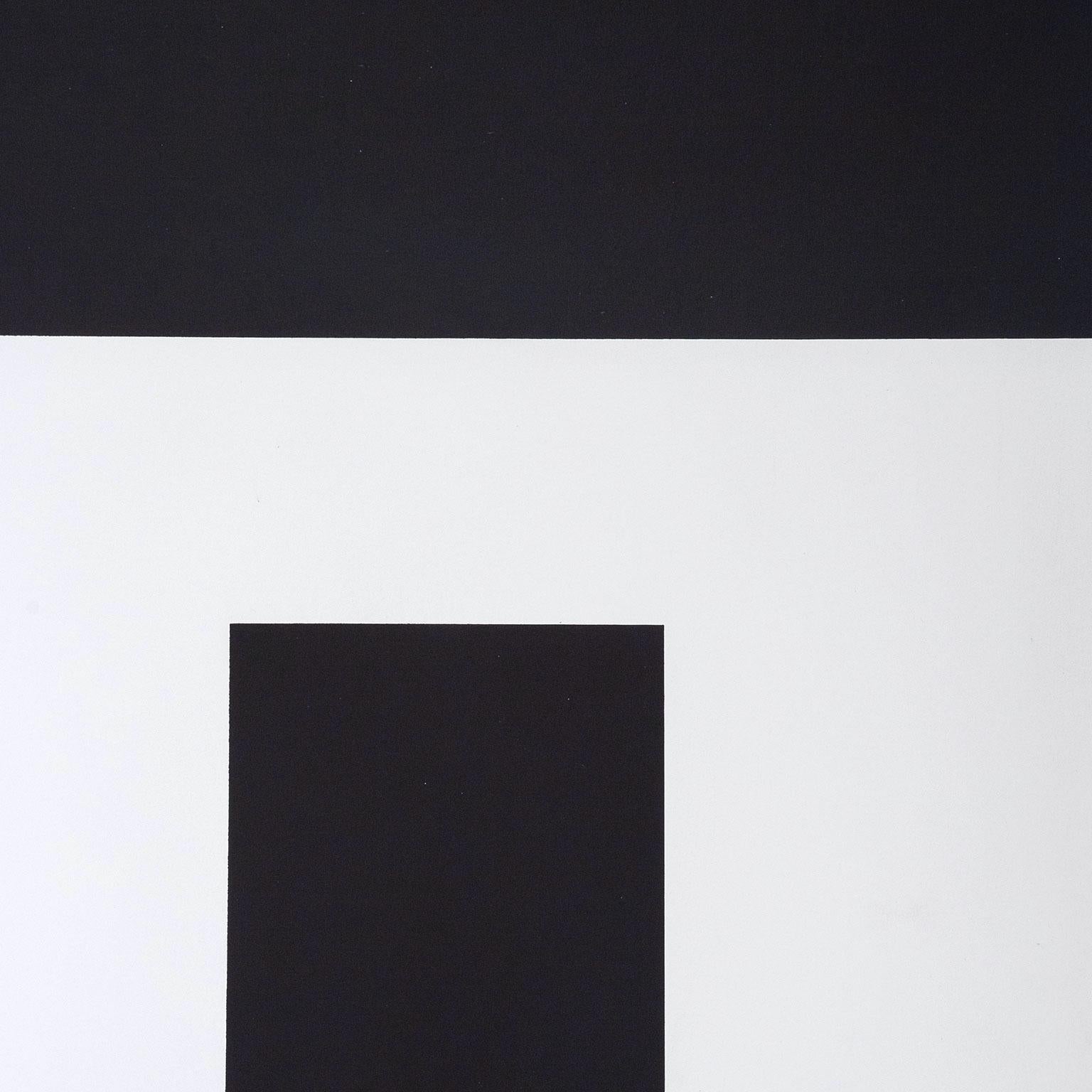 Guido Molinari (1933-2004) is one of Canada's most beloved abstract painters. Among his accomplishments, Molinari represented Canada at the Venice Biennale in 1968.

A disciple of Barnett Newman, Molinari's most iconic works depict alternating bands