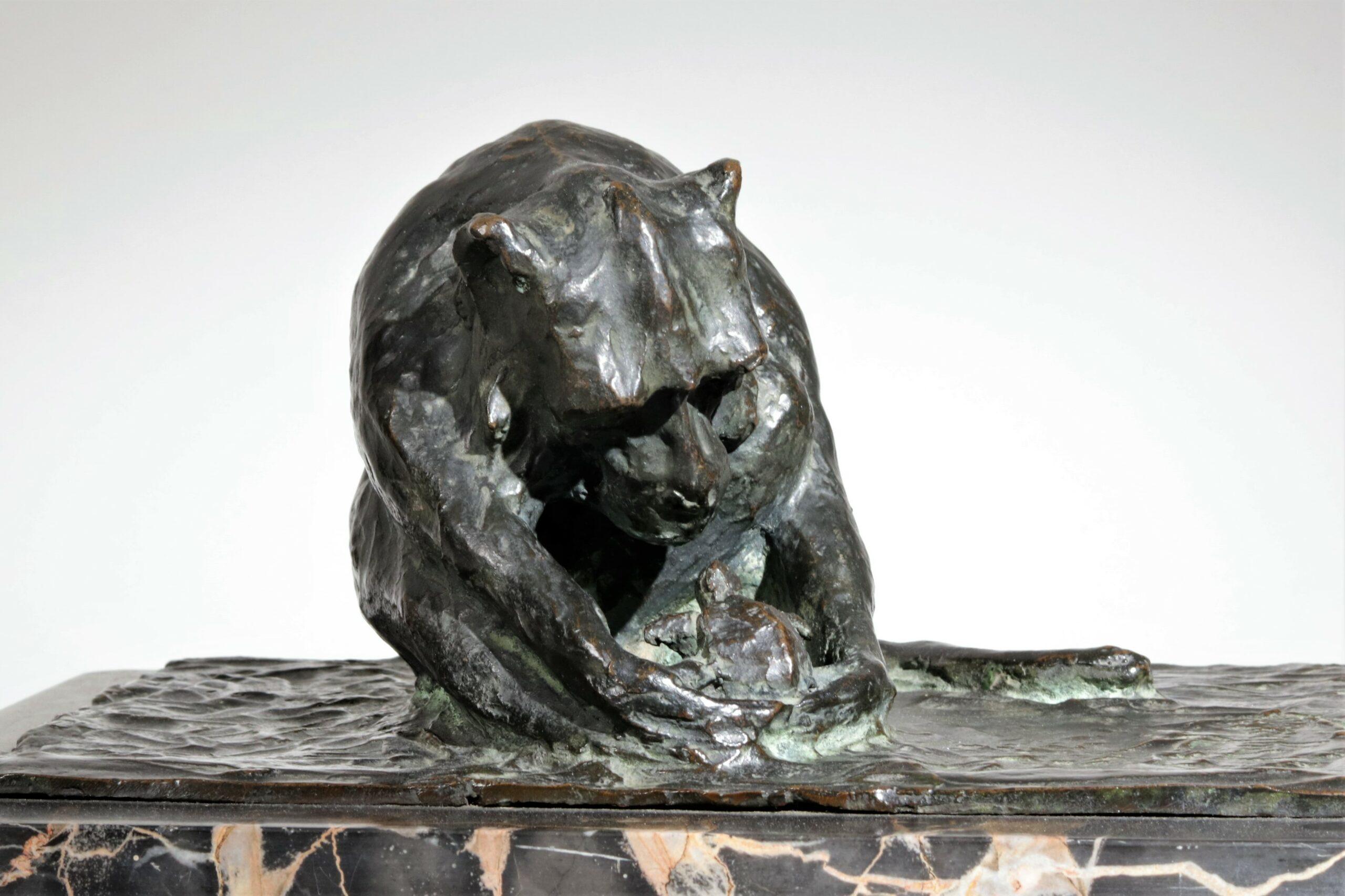 Italian animal bronze,  Baboon with Turtle By Guido Righetti 4