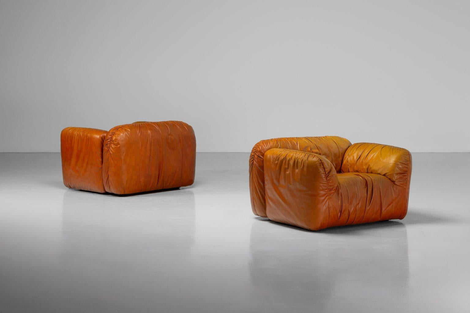 Sillas de salón Guido Rosati Nana Uvet Italia Años 70 Moderno de mediados de siglo en venta