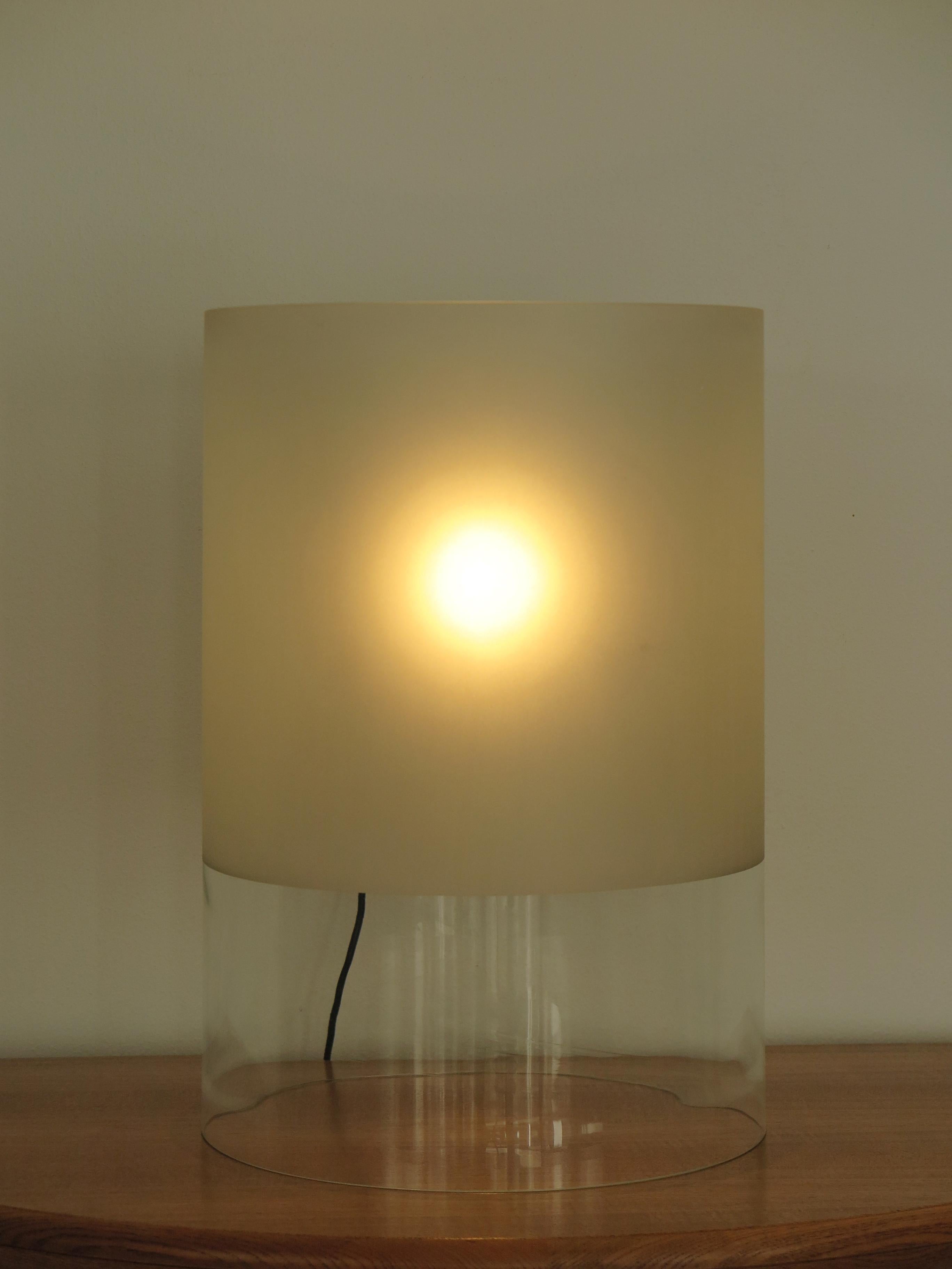 Italian table lamp model 