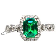 Guild 18K 1.07 Ct Zambia Vibrant Vivid Green Emerald&Diamonds Engagement Ring