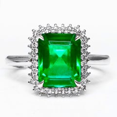 Guild 18K 2.49 Ct Sambia Vibrant Vivid Green Emerald&Diamonds Verlobungsring