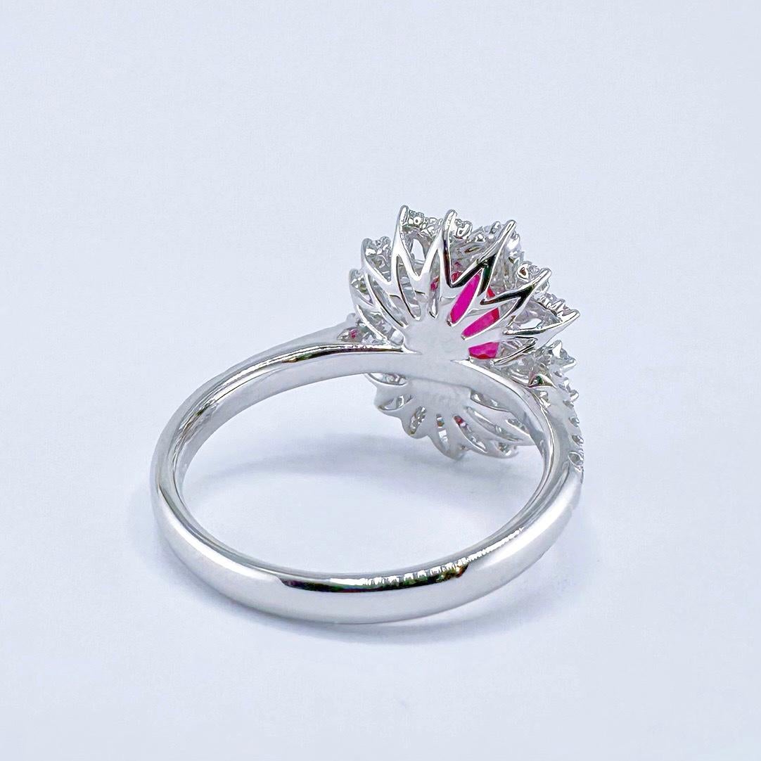 Femenino o masculino Guild Certified 1.03 CT Rubí rojo sangre de paloma Anillo de oro blanco de 18 quilates con diamante en venta