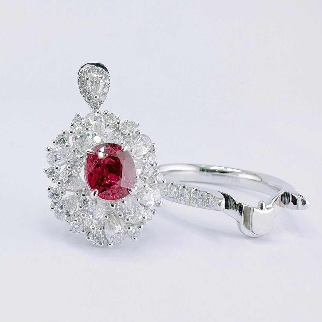 Guild Certified 1.25 CT Intense Red Ruby 18K Gold Cocktail Ring with Diamonds For Sale 1