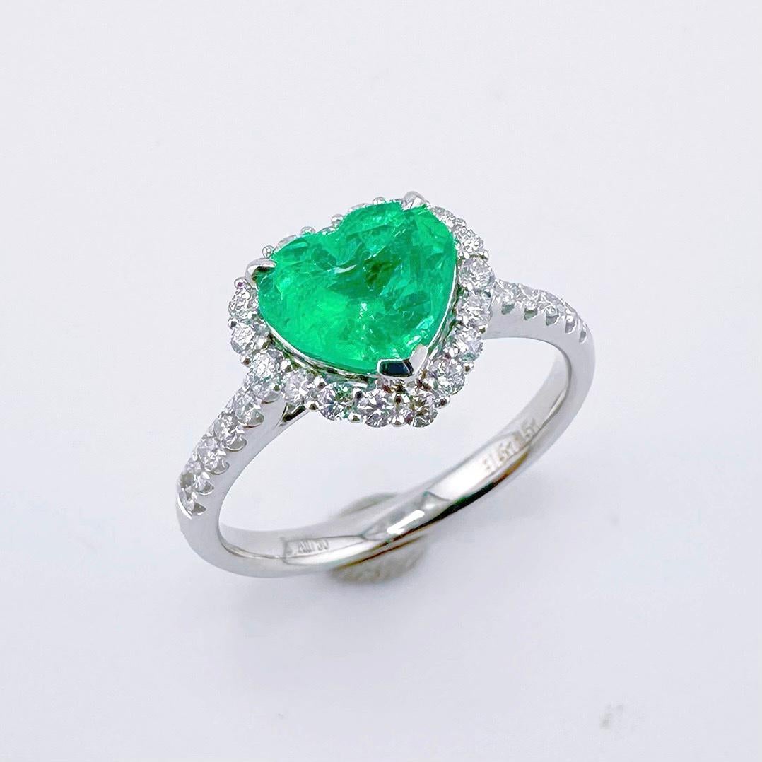 Guild Certified 1.46 CT Colombia Emerald 18K Gold Ring with Diamonds

1 Emerald - 1.46 CT
Shape - Heart
Cut - Modified Brilliant
Color - Intense Green

Guild Certification Attached 

Diamonds - 0.45 CT

18K Gold - 3.72 GM