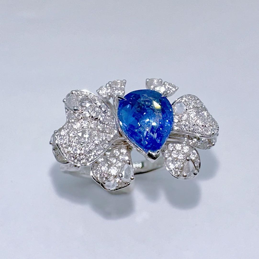Guild Certified 2.02CT Cornflower Blue Sapphire Cocktail Ring mit Diamanten (Moderne) im Angebot