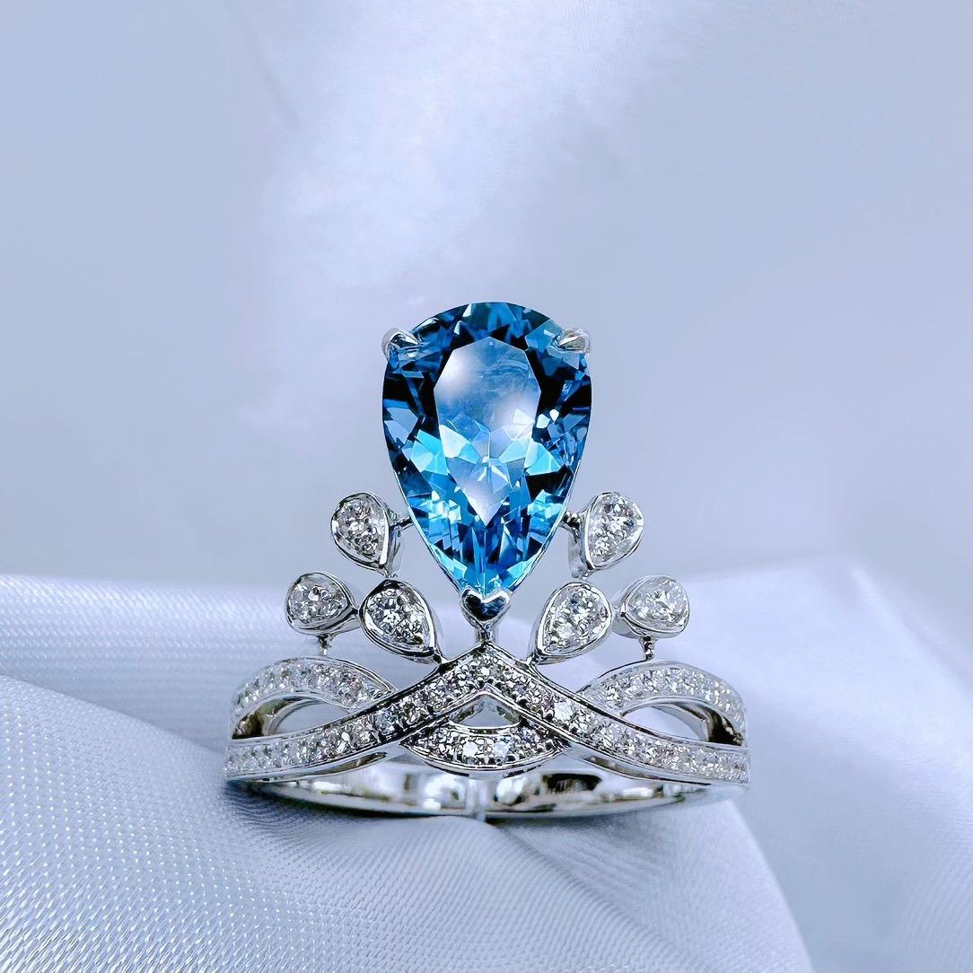 Guild Certified 2.04 CT Santa Maria Blue Aquamarine 18K Gold Ring with Diamonds

1 Aquamarine - 2.04 CT
Super Santa Maria Blue / Intense Blue Guild Certification

Diamonds - 0.243 CT
18K Gold - 4.62 GM