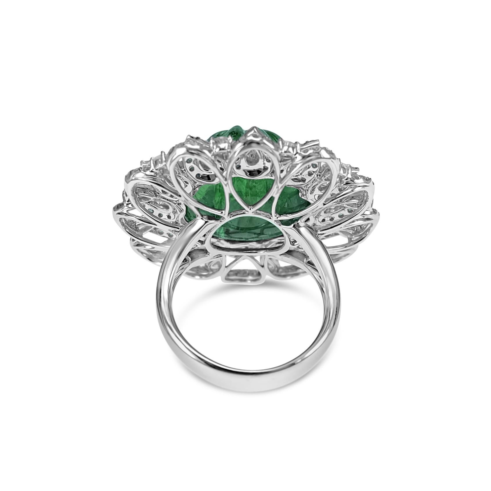 Contemporary Guild Certified 22.86 Carat Intense Green Emerald Antique Ring For Sale