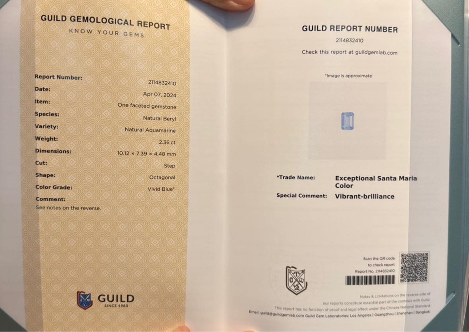 Anello in oro 18 carati con acquamarina blu vivida certificata Guild da 2,36 carati con diamanti in vendita 4